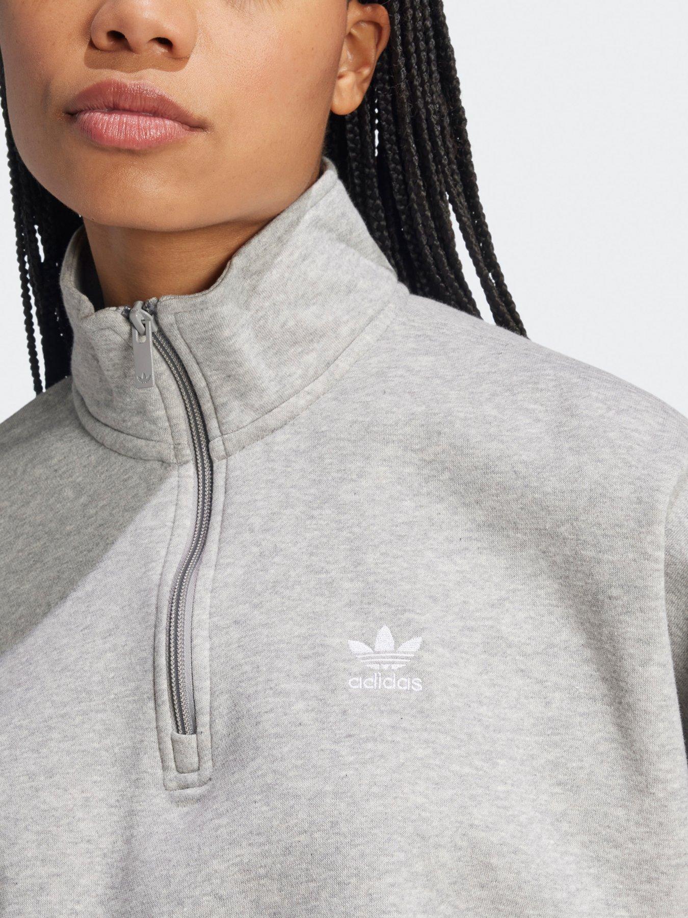 adidas-originals-womens-essentials-half-zip-fleece-greyoutfit