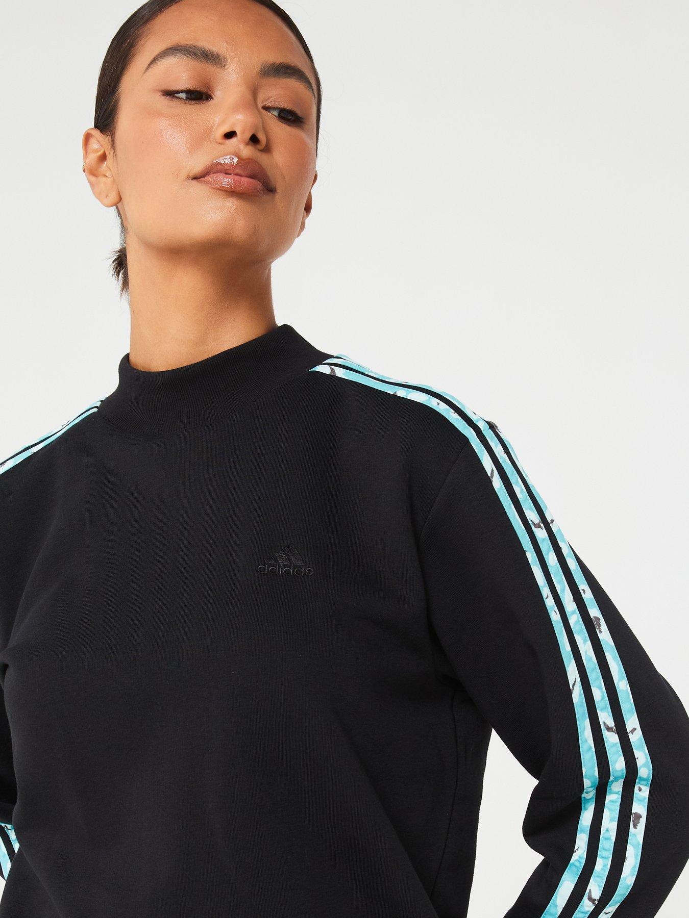 adidas-sportswear-womens-animal-3-stripe-sweatshirt-blackoutfit