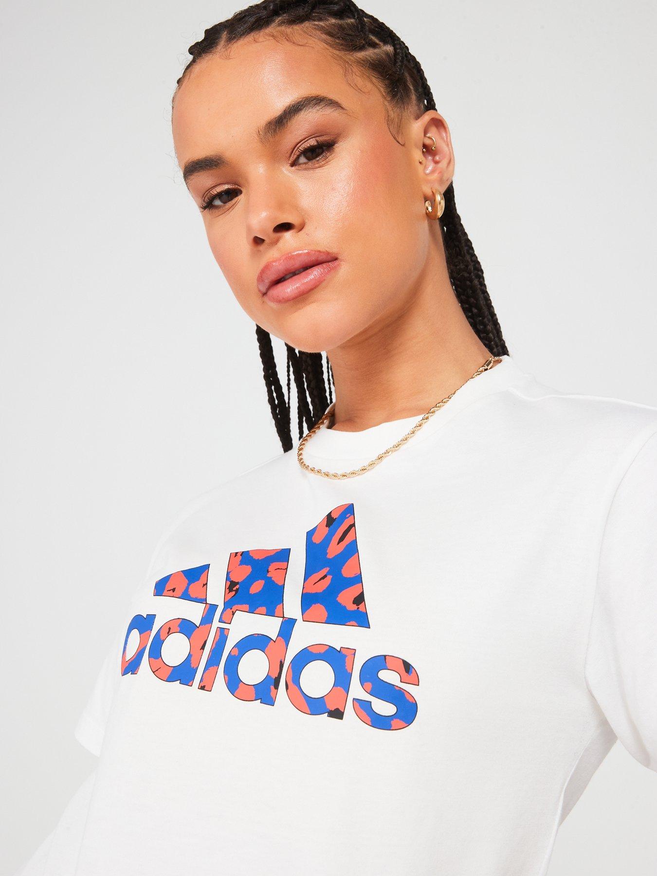 adidas-sportswear-womens-animal-t-shirt-whiteoutfit