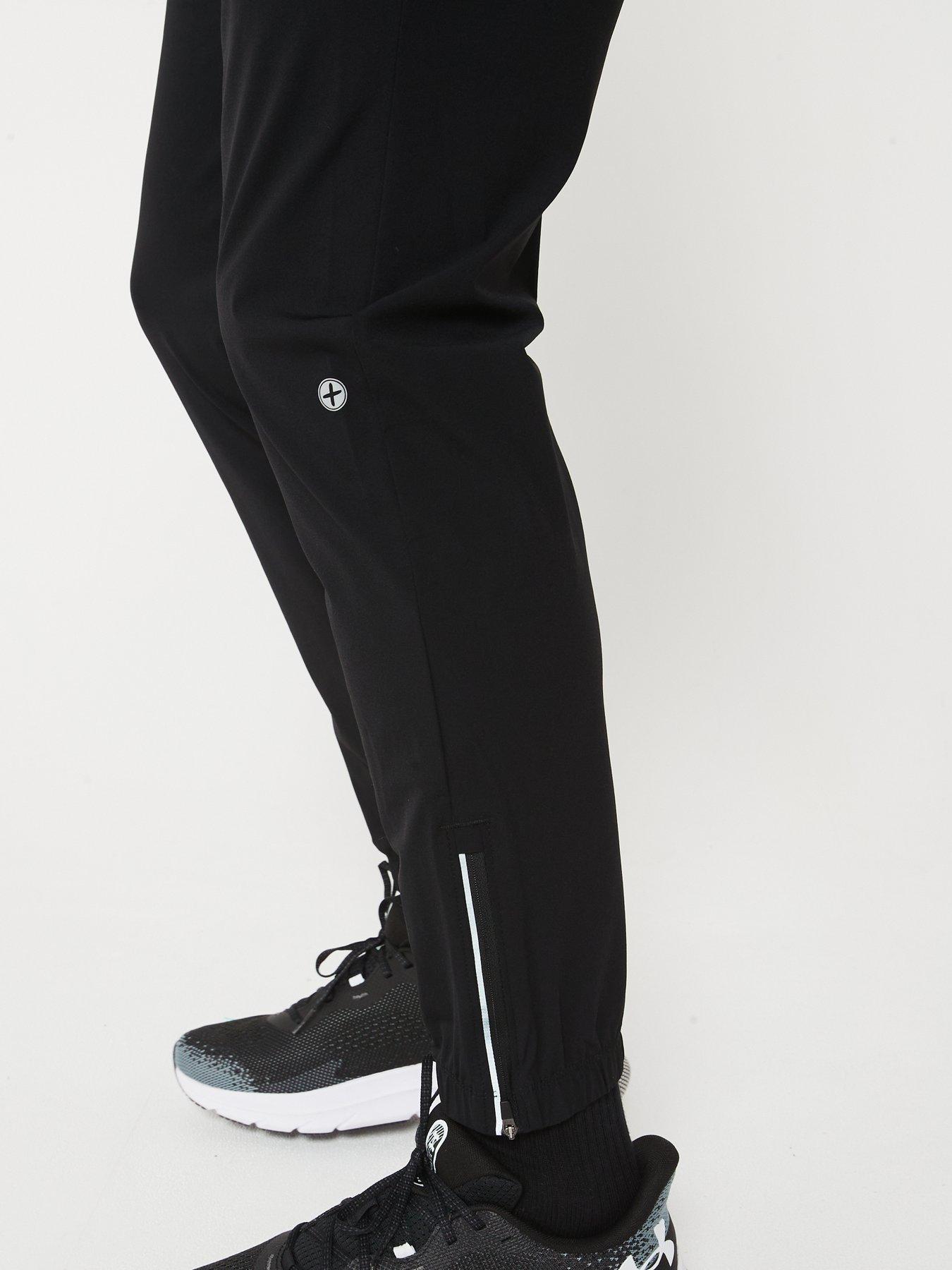 gym-coffee-mens-training-in-motion-joggers-blackoutfit