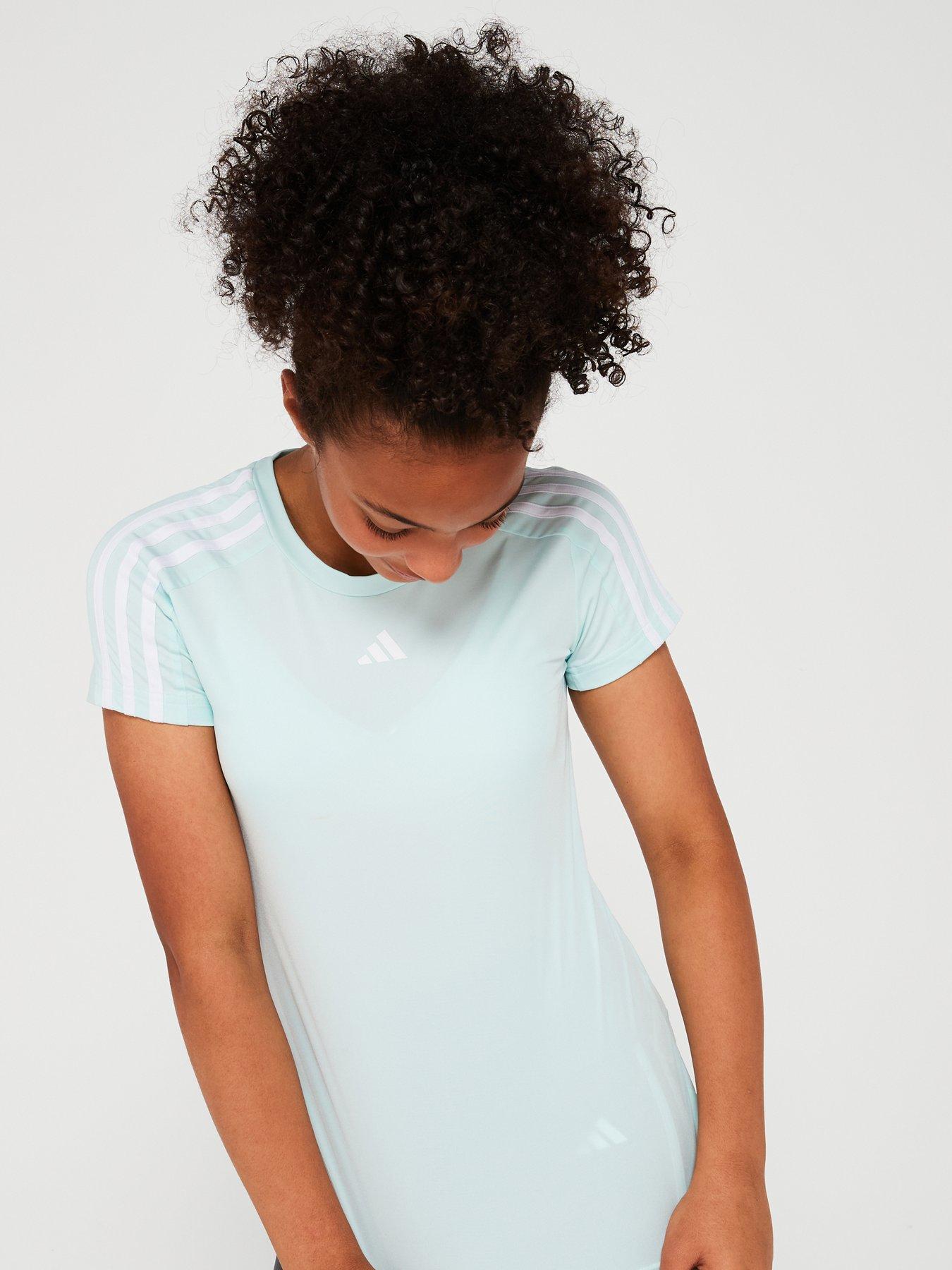 adidas-junior-girls-train-essentials-3-stripe-t-shirt-greenoutfit