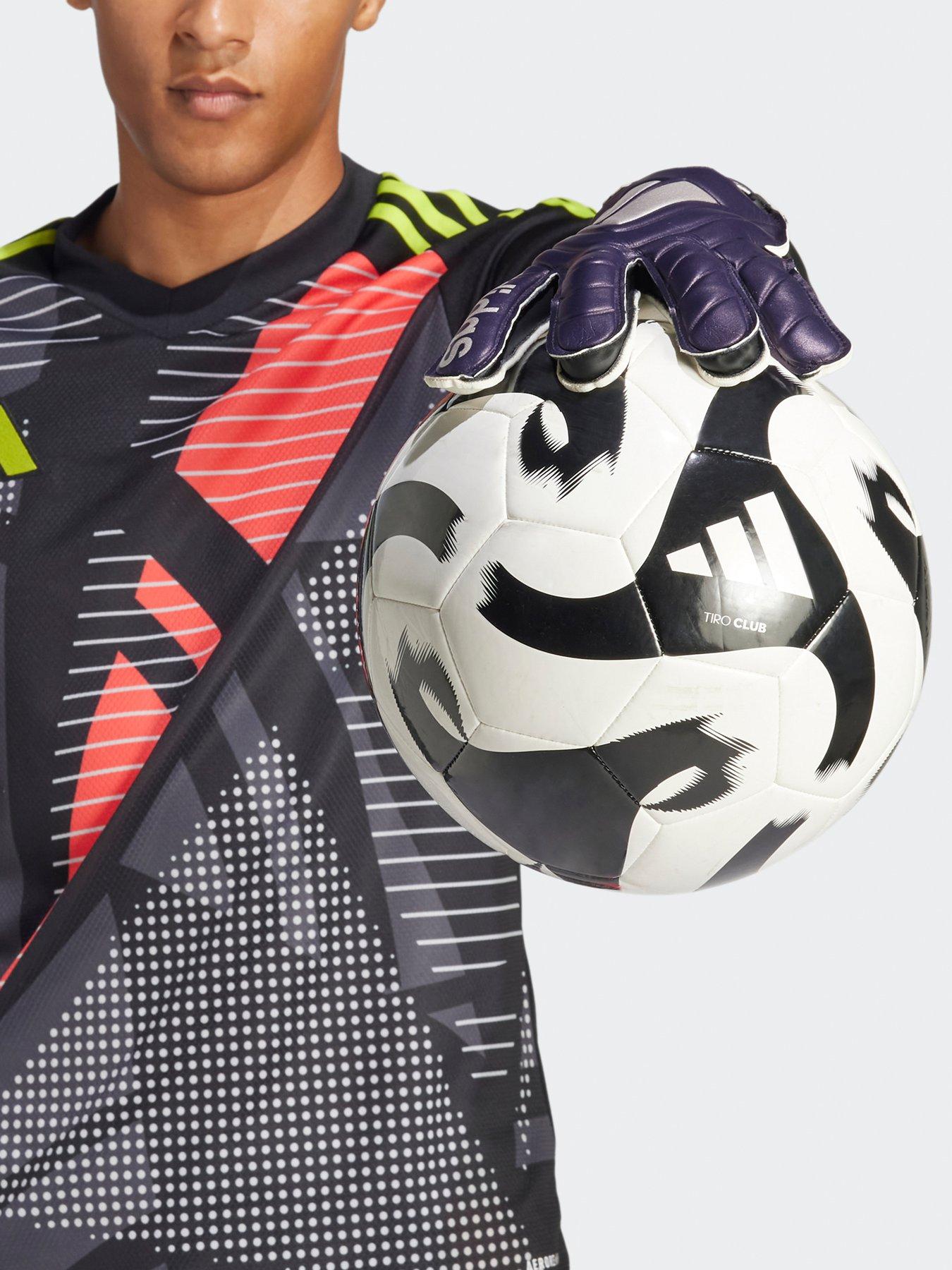 adidas-mens-copa-club-goal-keeper-gloves-blackstillFront