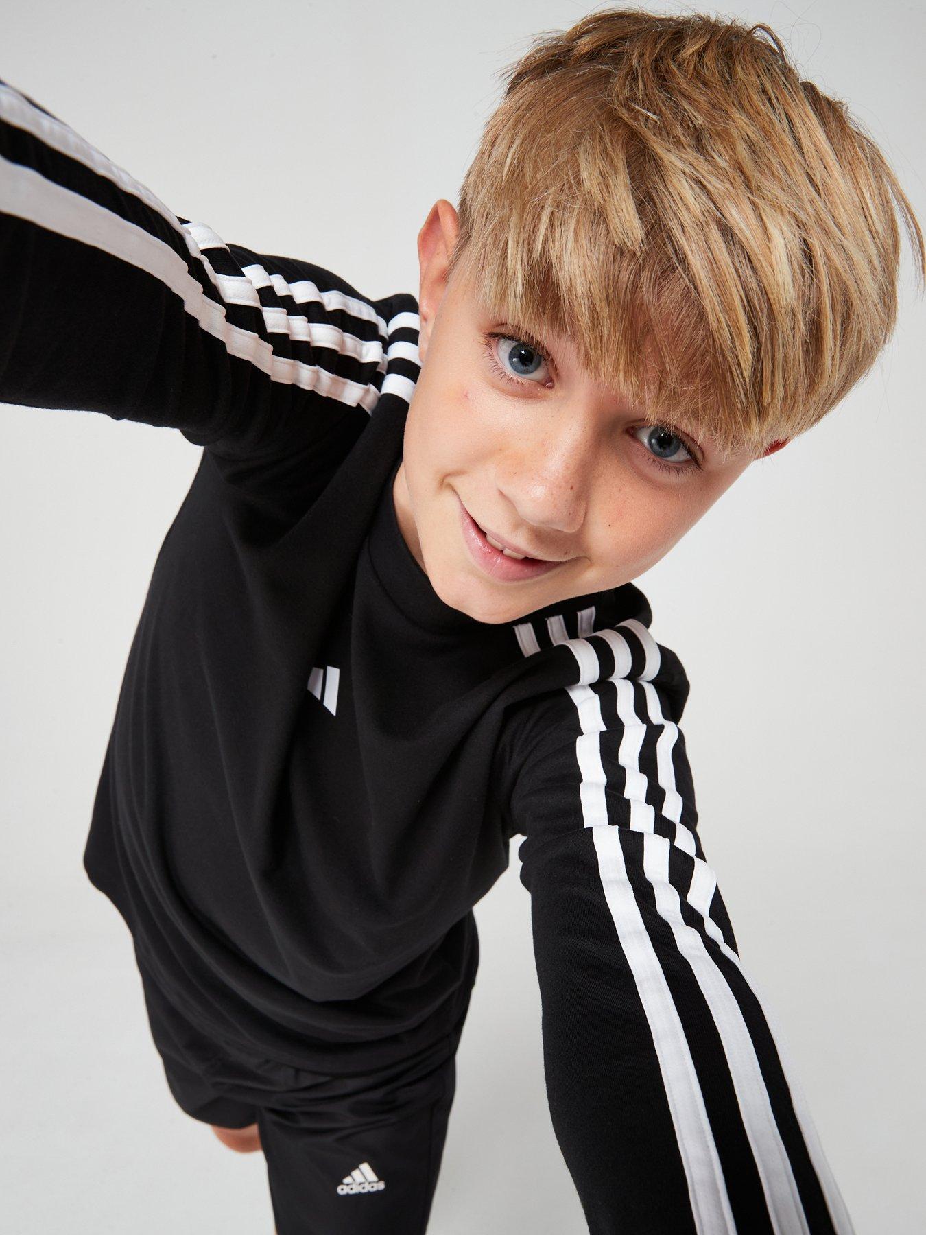 adidas-junior-boys-train-essentials-3-stripe-long-sleeve-top-blackwhiteoutfit