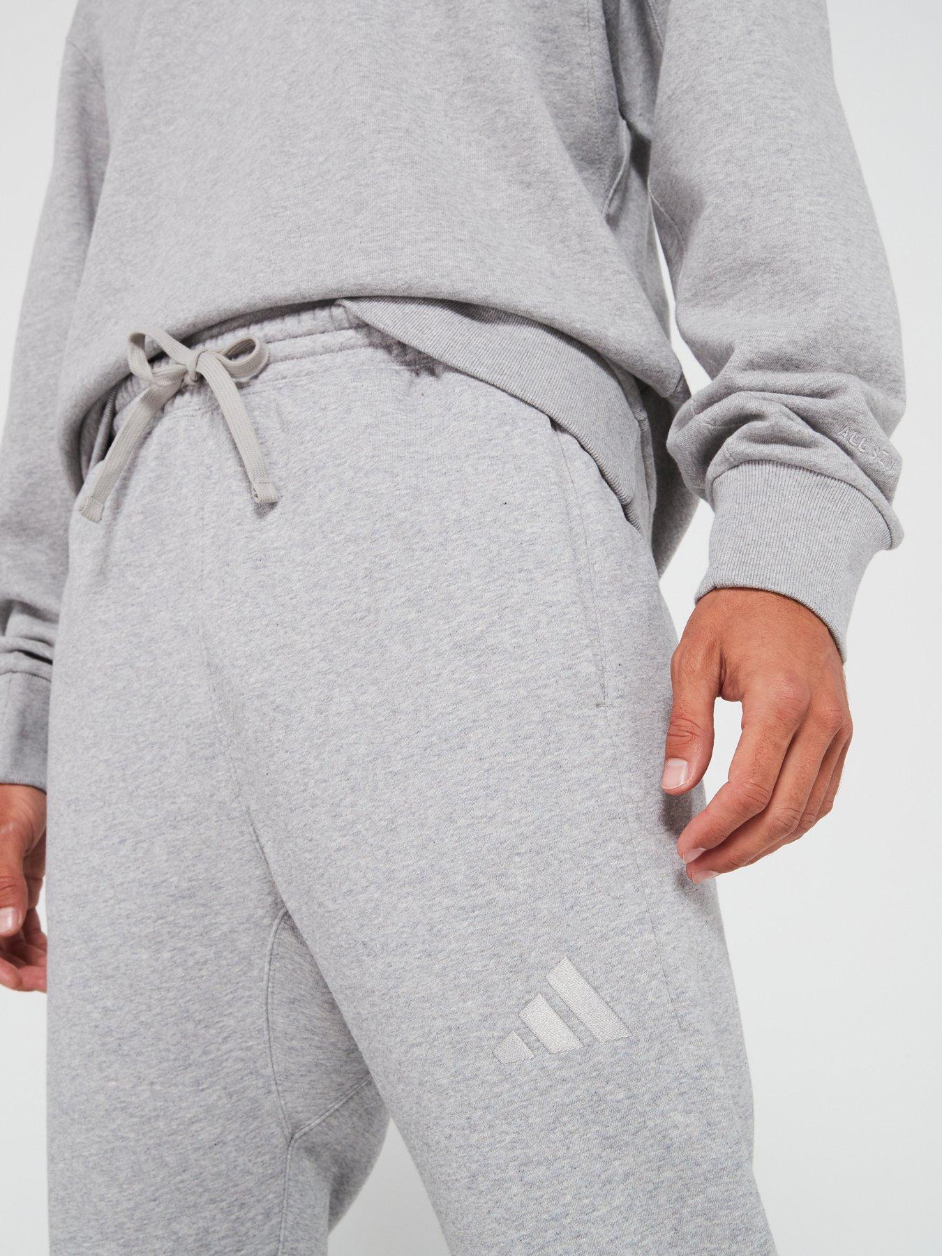 adidas-sportswear-mens-all-season-fleece-cuff-pant-greyoutfit