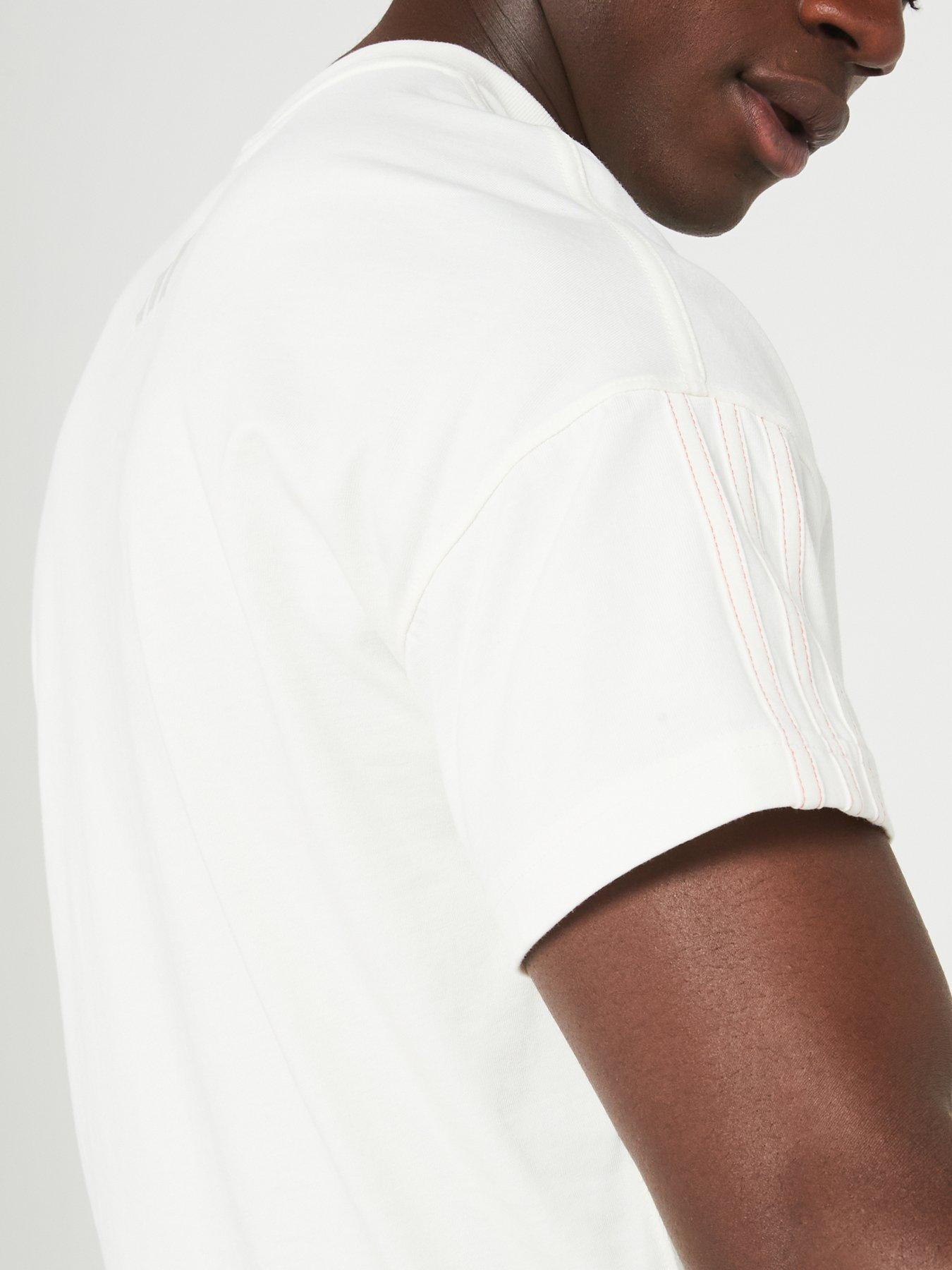 adidas-sportswear-mens-all-season-graphic-t-shirt-off-whitedetail