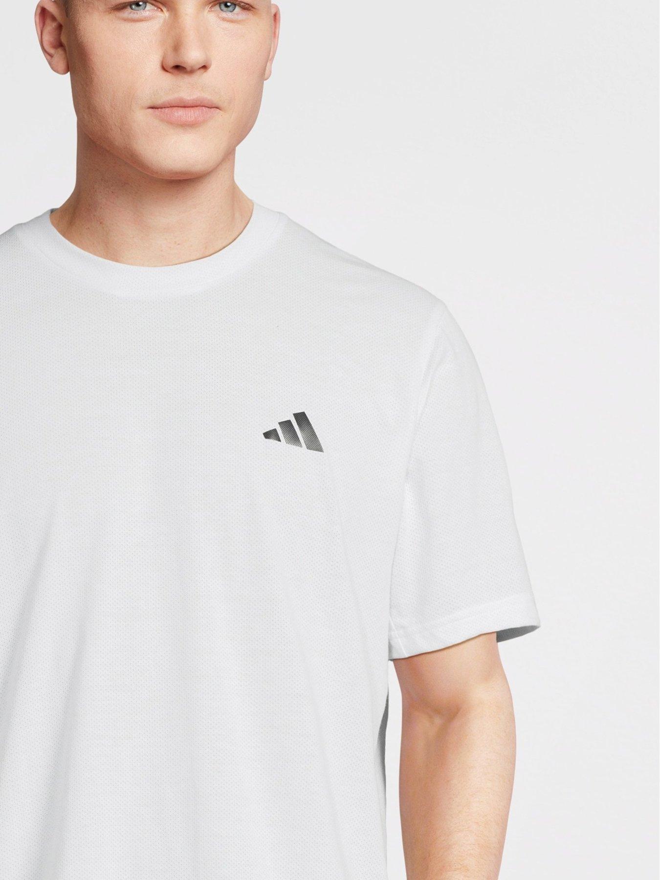 adidas-mens-train-essentials-comfort-t-shirt-whiteblackoutfit