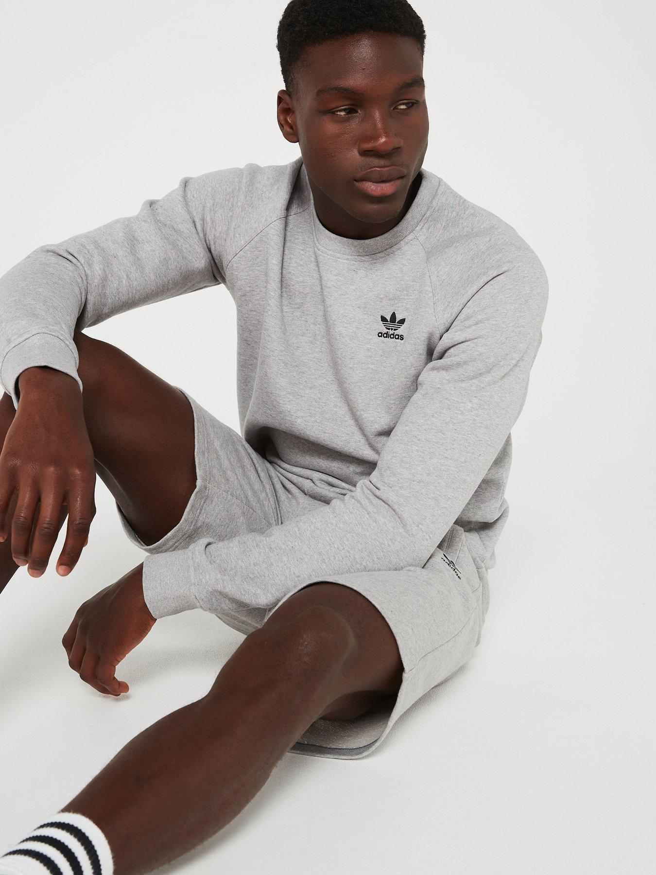 adidas-originals-mens-essentials-crew-greyoutfit