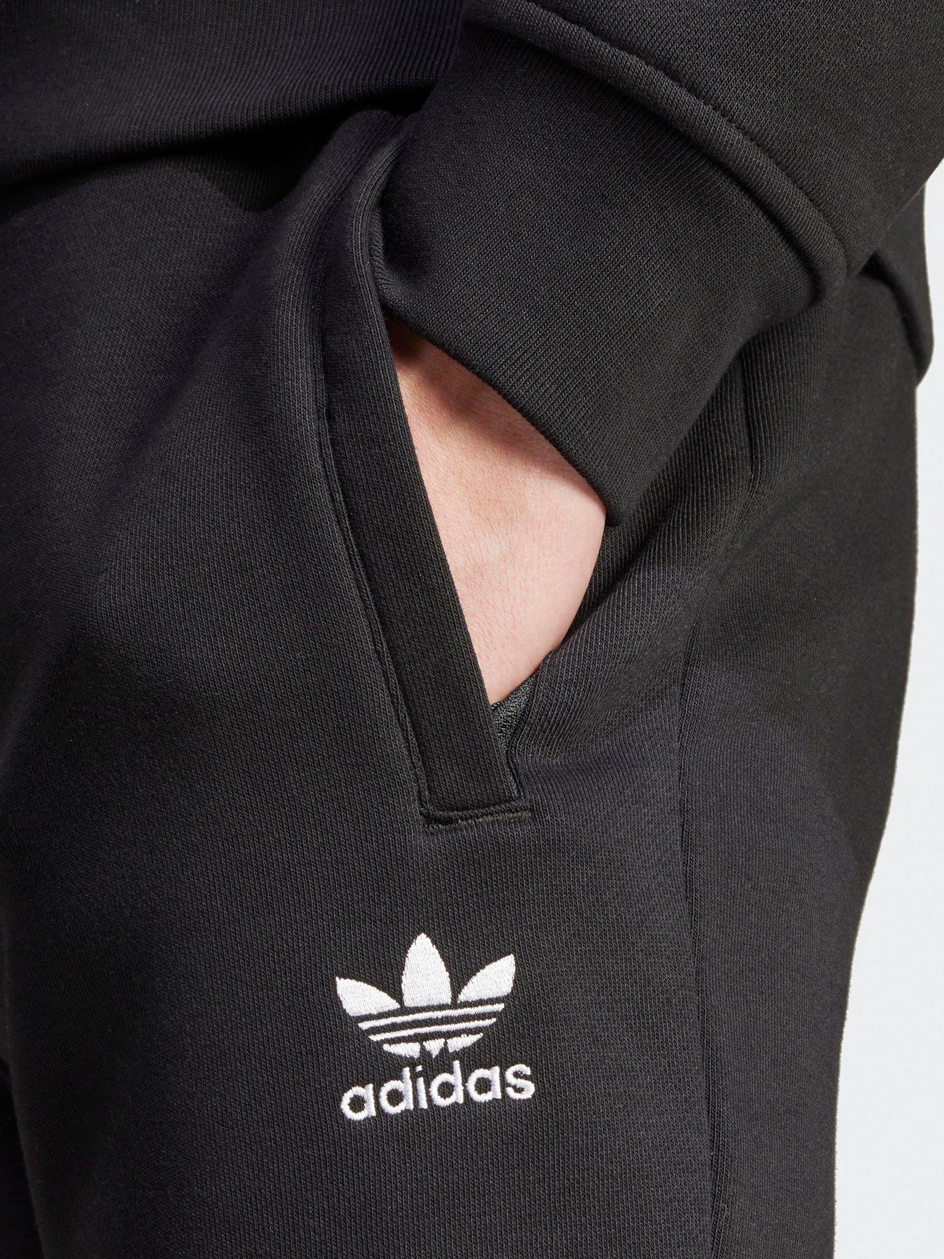 adidas-originals-mens-essentials-pant-blackdetail