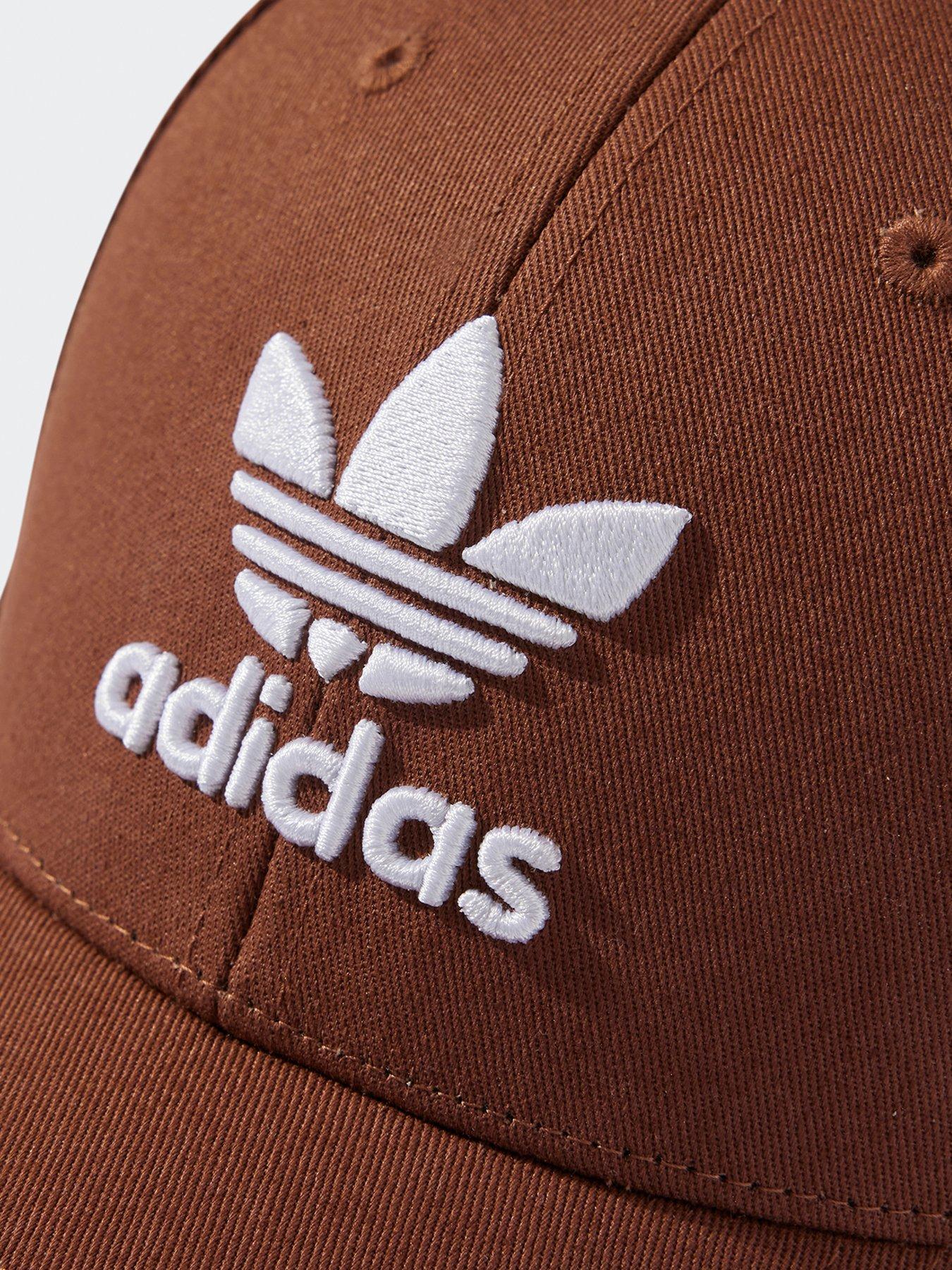 adidas-originals-unisex-classic-trefoil-cap-brownoutfit