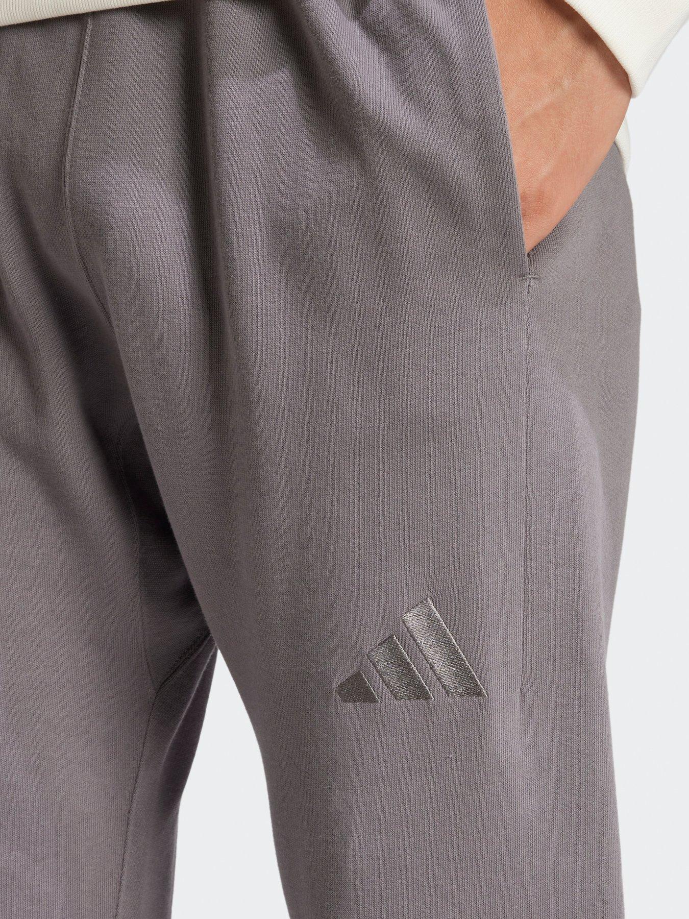 adidas-sportswear-mens-all-season-french-terry-cuffed-pant-greyoutfit