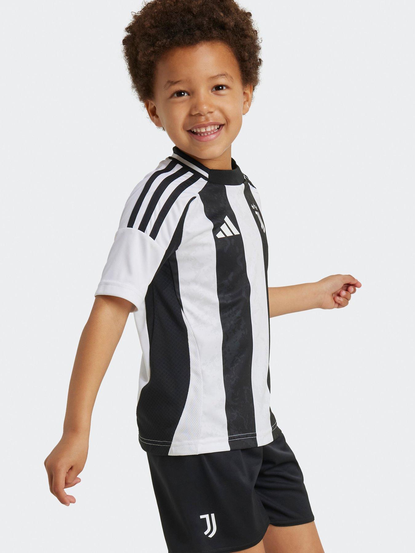 adidas-juventus-mini-kit-2425-home-full-kit--whiteblackdetail