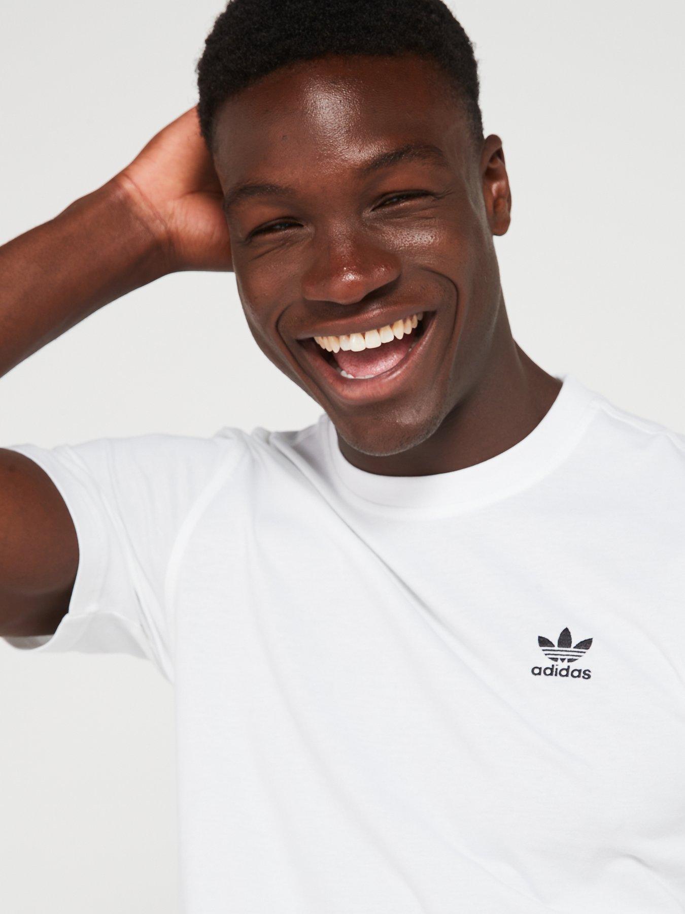 adidas-originals-mens-essentials-tee-whiteoutfit