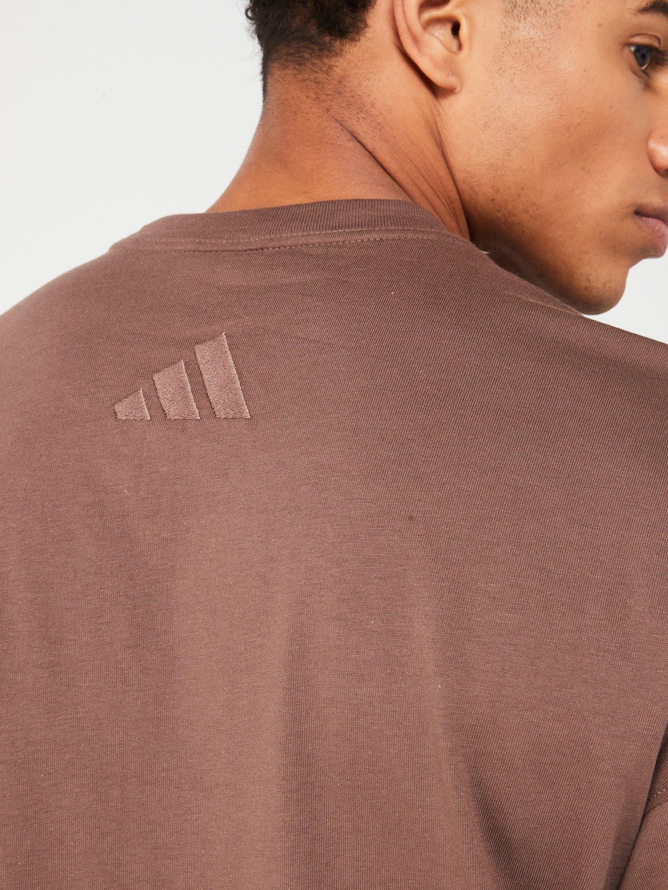 adidas-sportswear-mens-all-season-graphic-tee-dark-browndetail