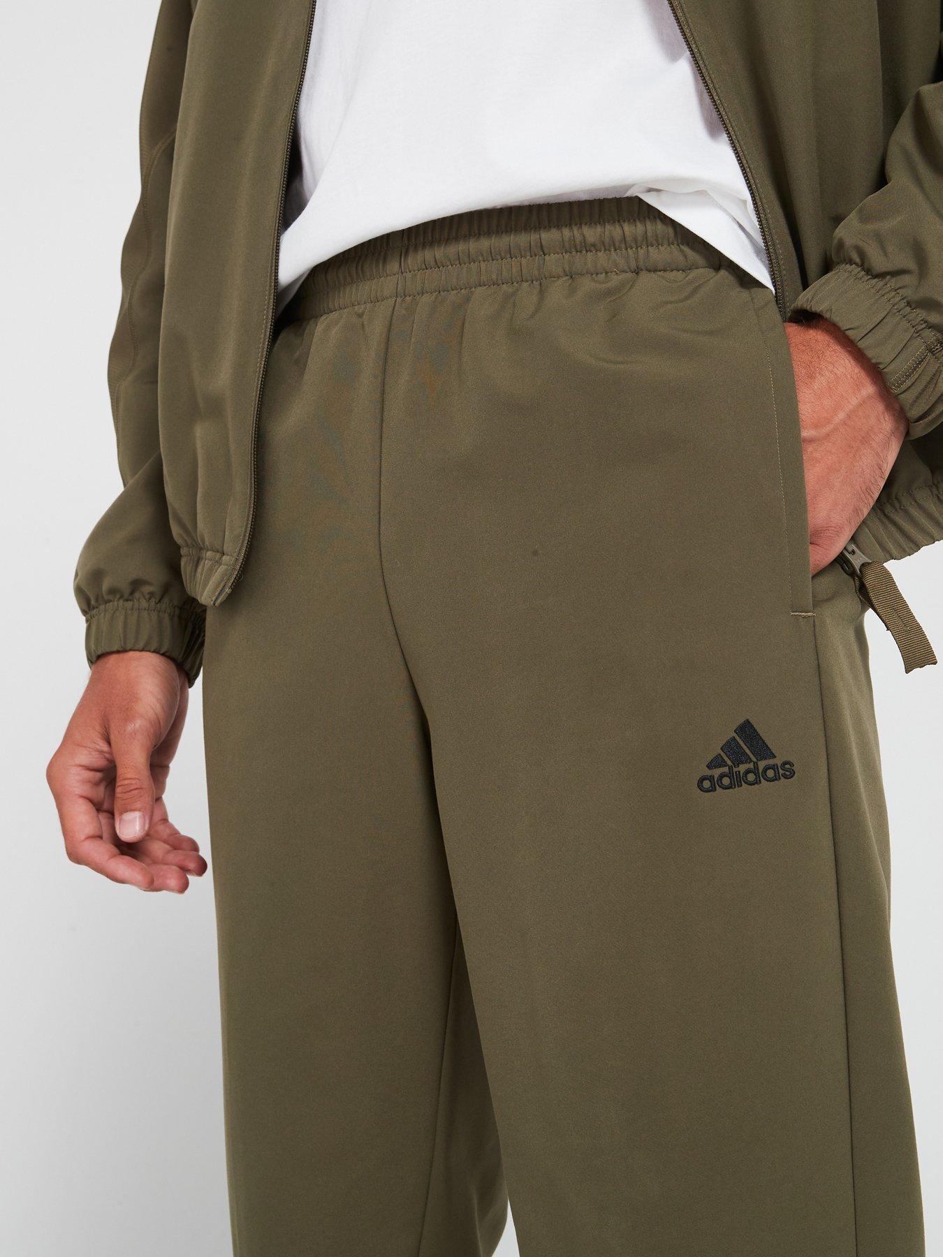 adidas-sportswear-mens-woven-colourblock-tracksuit-greenoutfit