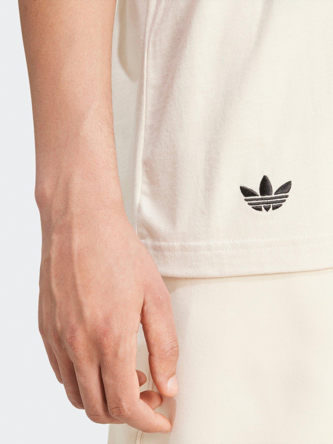 adidas-originals-mens-neu-classics-tee-whiteoutfit