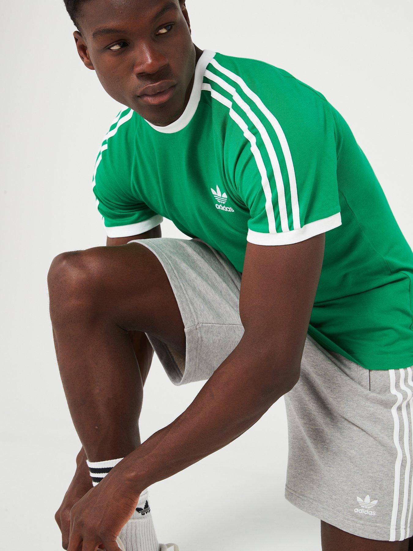 adidas-originals-mens-3-stripes-tee-greenoutfit