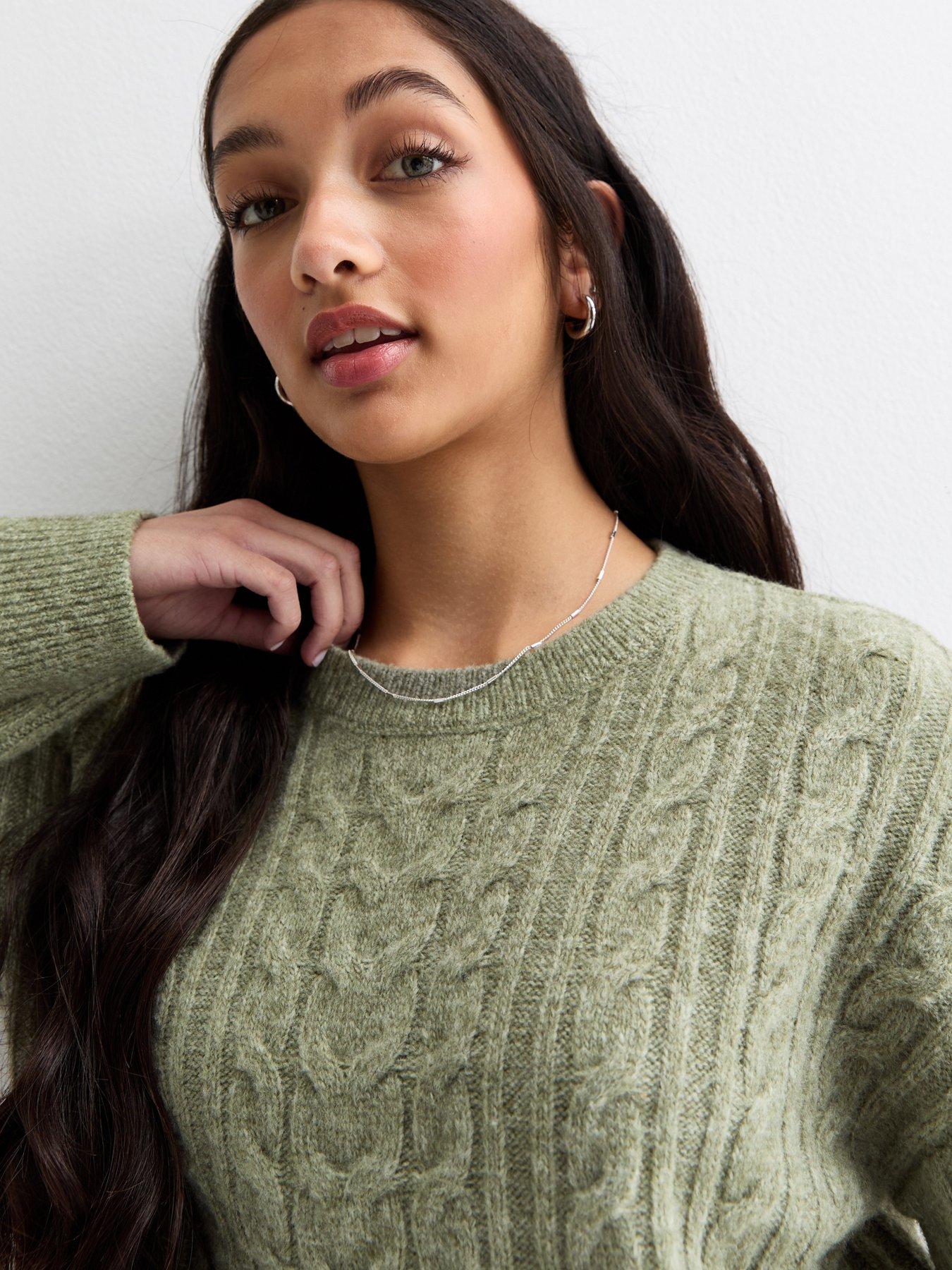 new-look-915-girls-olive-cable-knit-crop-jumperoutfit