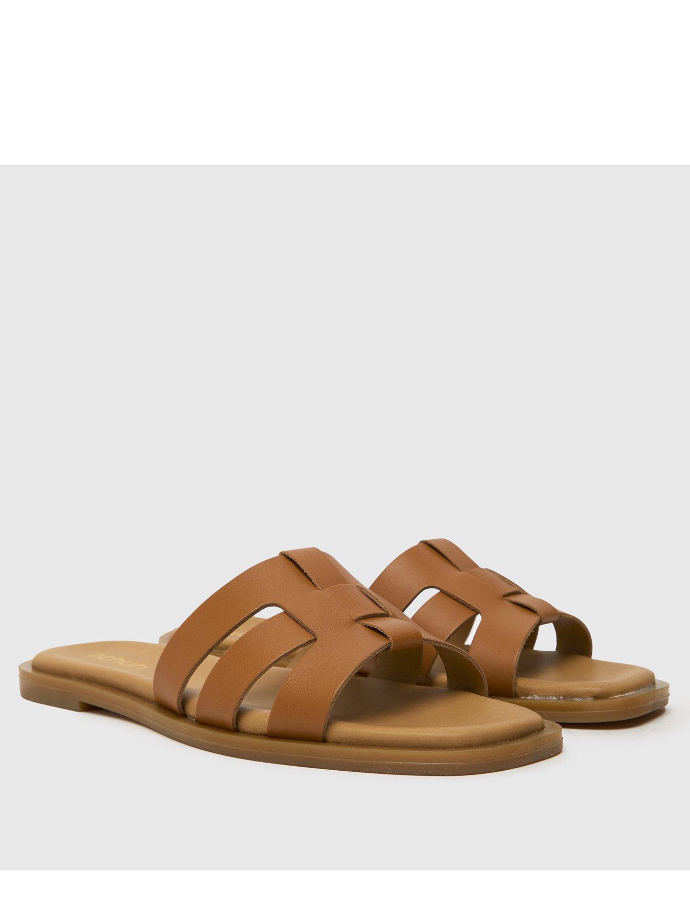 schuh-tierney-leather-mule-sandal-tanstillFront