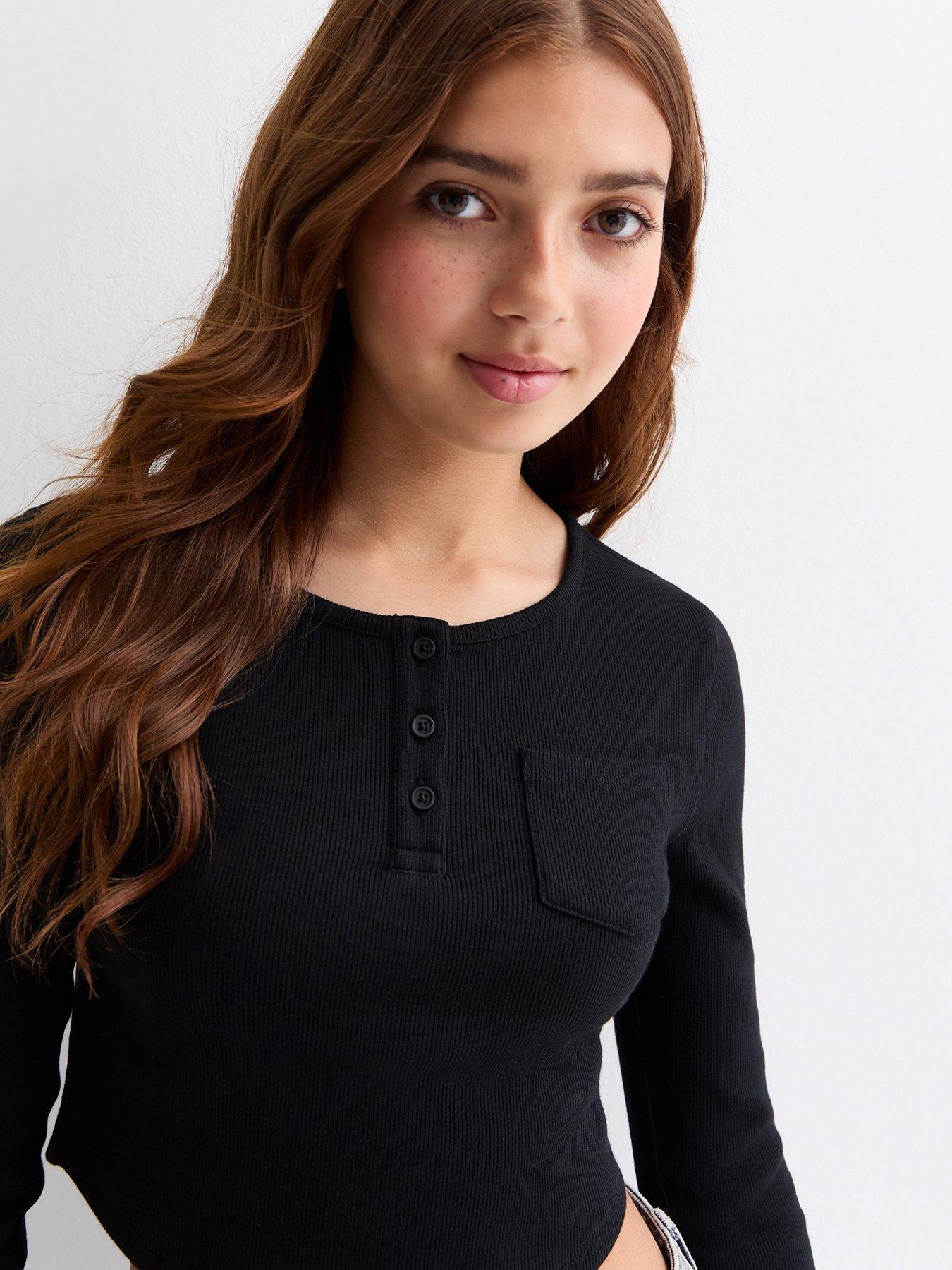 new-look-915-girls-black-rib-buttoned-cropped-t-shirtoutfit