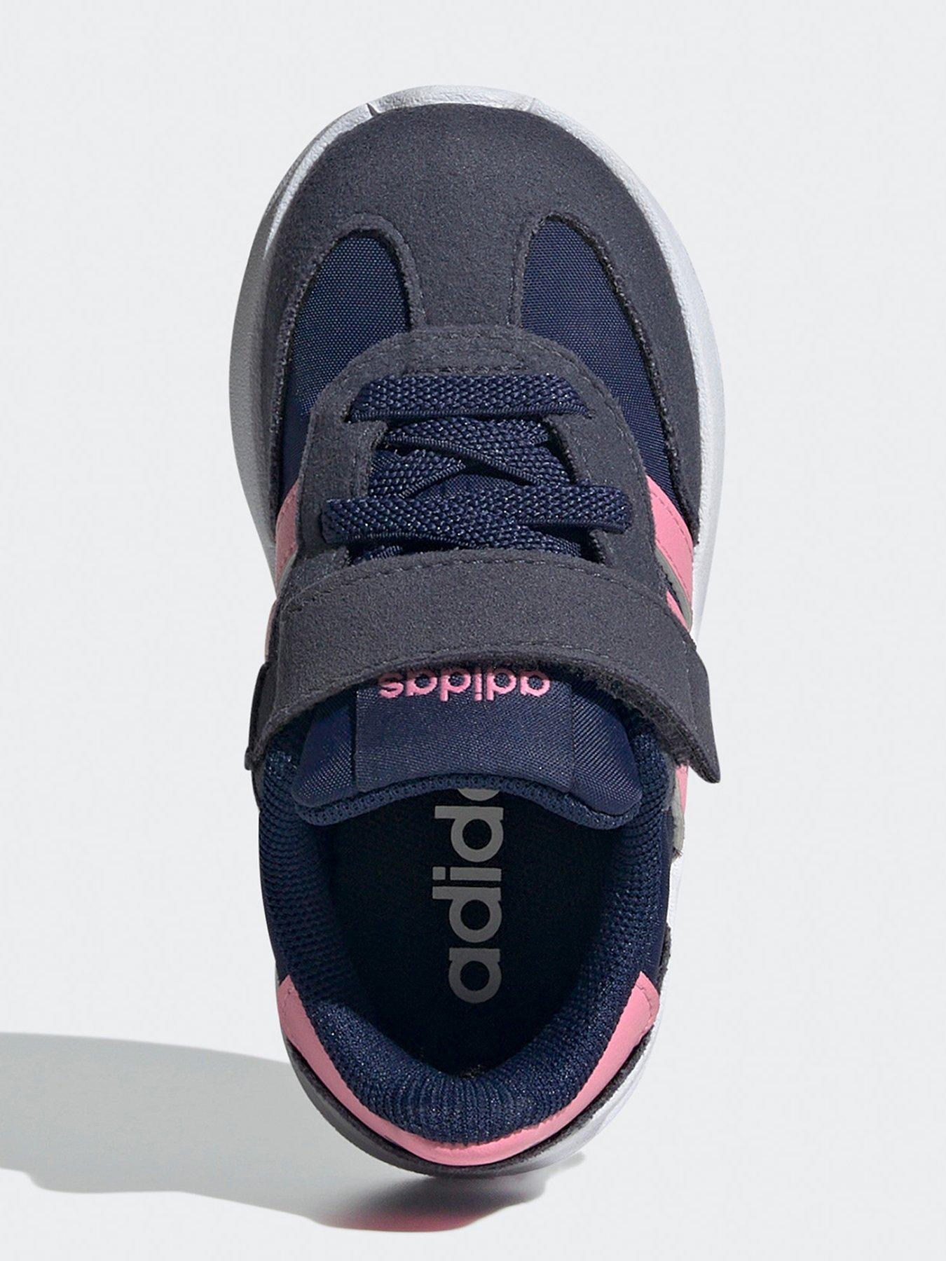 Image 4 of 6 of adidas Sportswear Infant Run 70S 20 Trainers - Navy/Pink