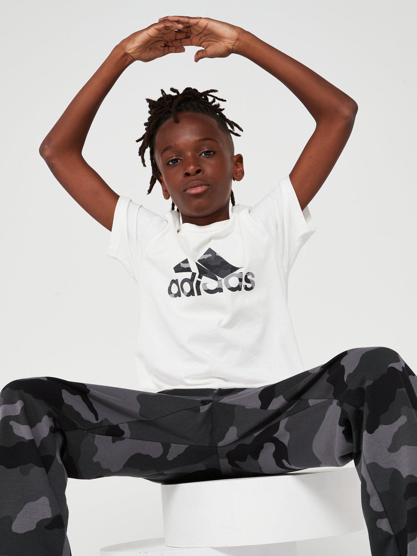 adidas-sportswear-junior-boys-camo-big-logo-t-shirt-whitedetail