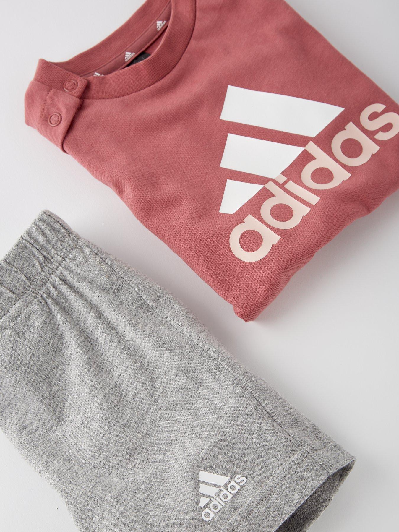 adidas-sportswear-infant-boys-essentials-t-shirt-and-short-set-purpledetail