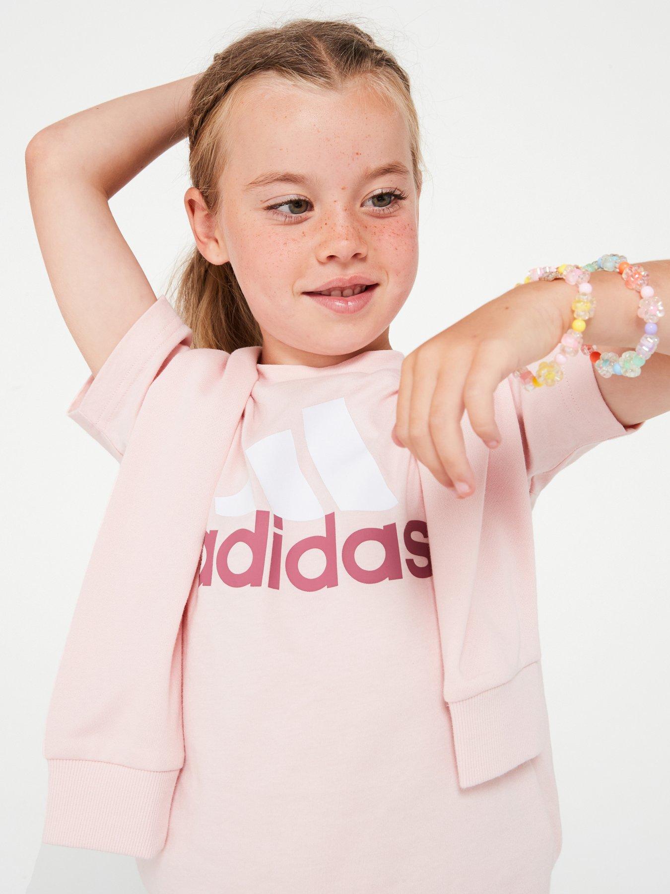 adidas-sportswear-kids-unisex-essentials-t-shirt-and-short-set-pinkoutfit