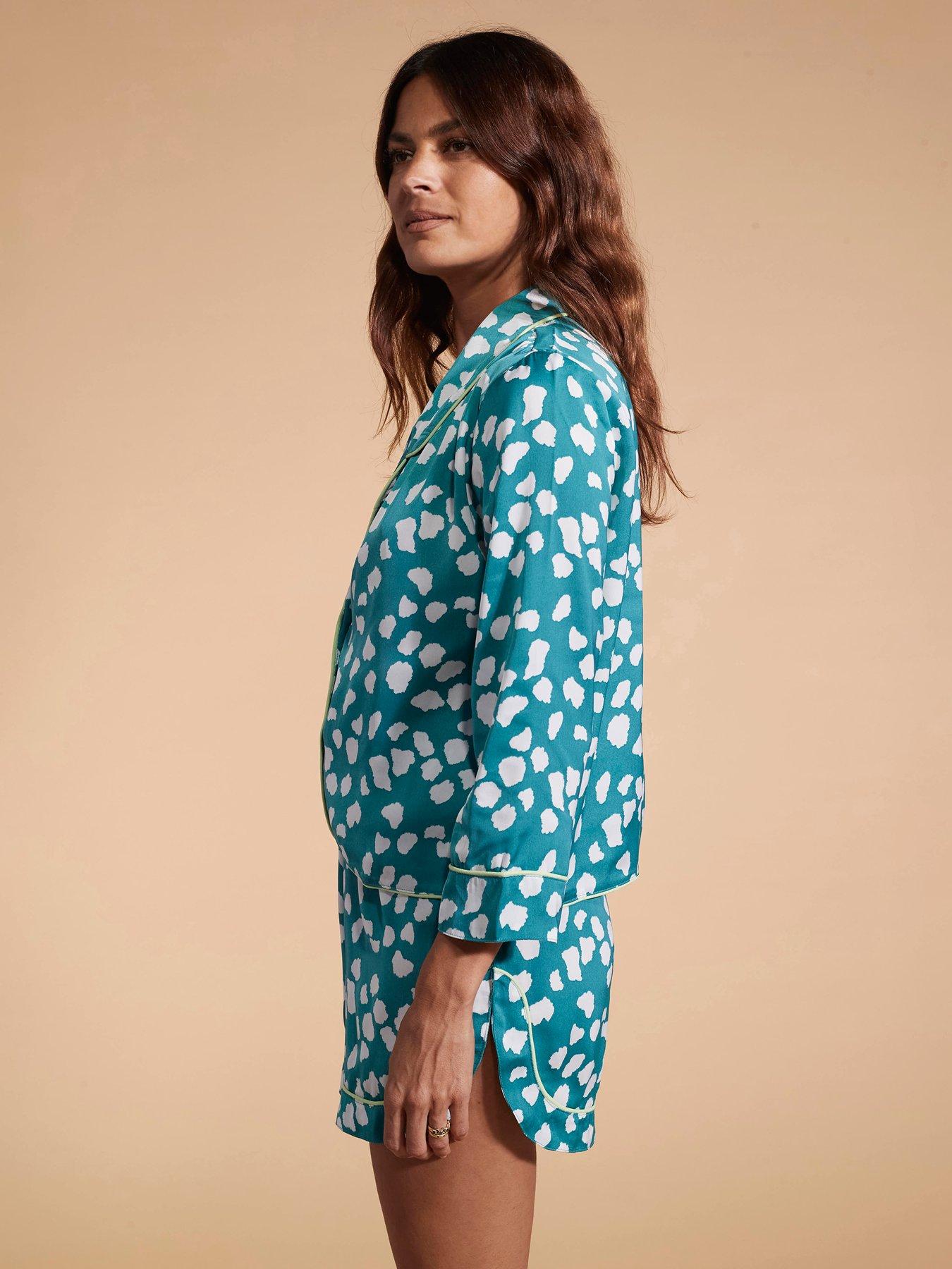 dancing-leopard-mini-cloud-print-shirt-and-short-pj-set-greenback