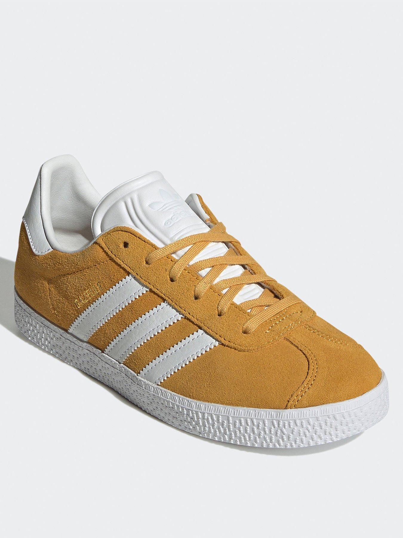 adidas-originals-older-unisex-gazelle-trainers-yellowstillFront