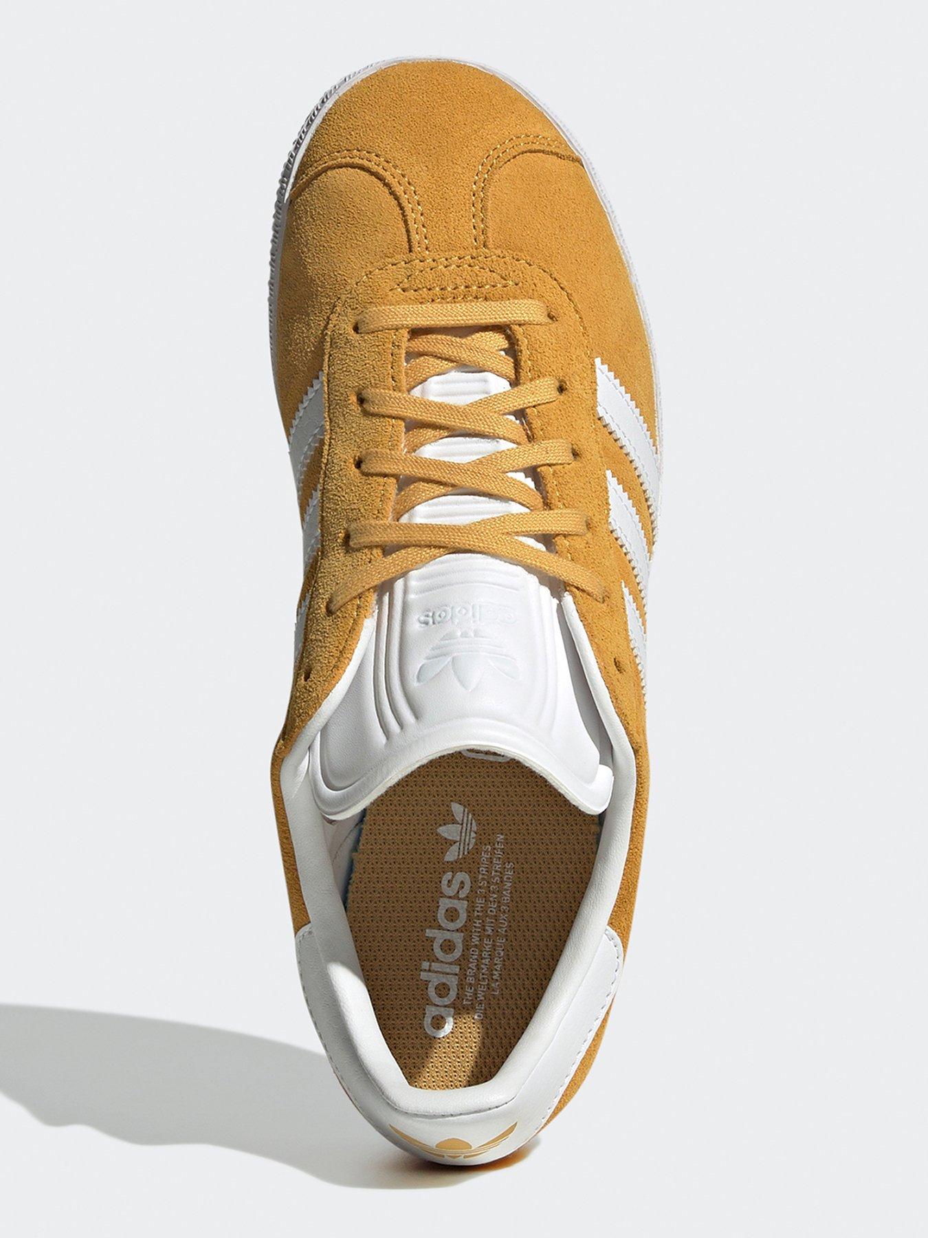 adidas-originals-older-unisex-gazelle-trainers-yellowoutfit