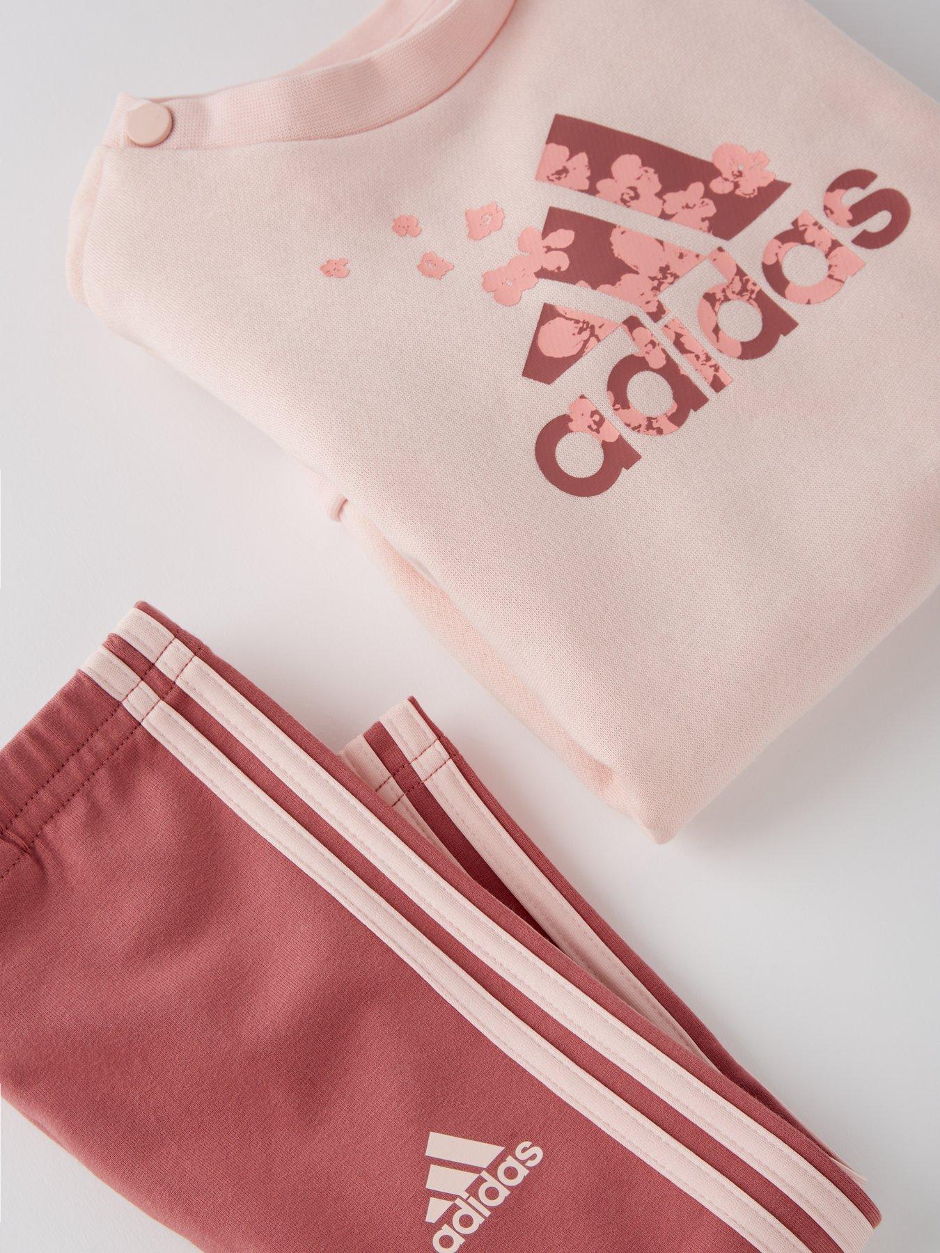 adidas-sportswear-infant-girls-essentials-flower-sweatshirt-and-legging-set-pinkdetail