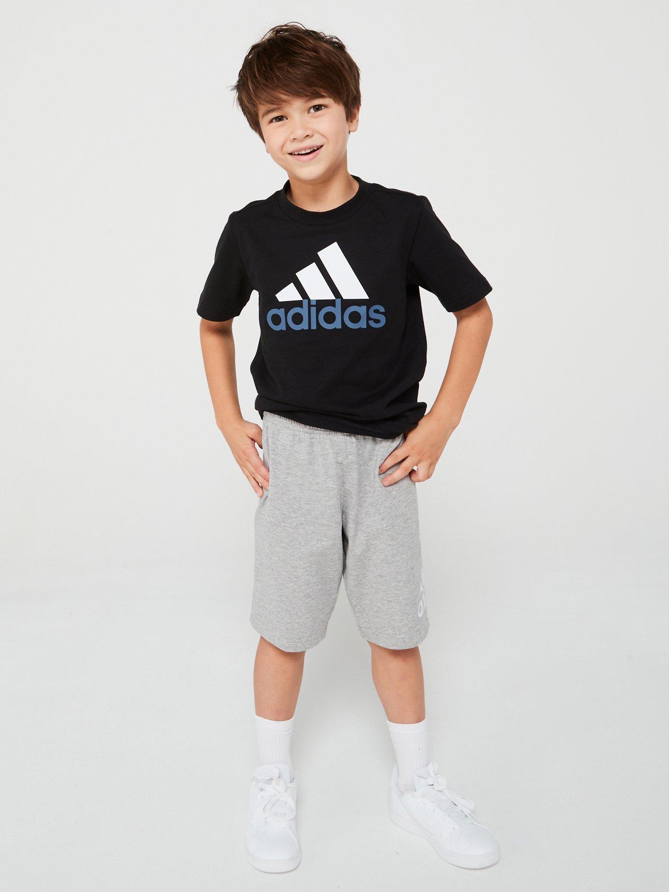 adidas-sportswear-kids-unisex-essentials-t-shirt-and-short-set-blackfront