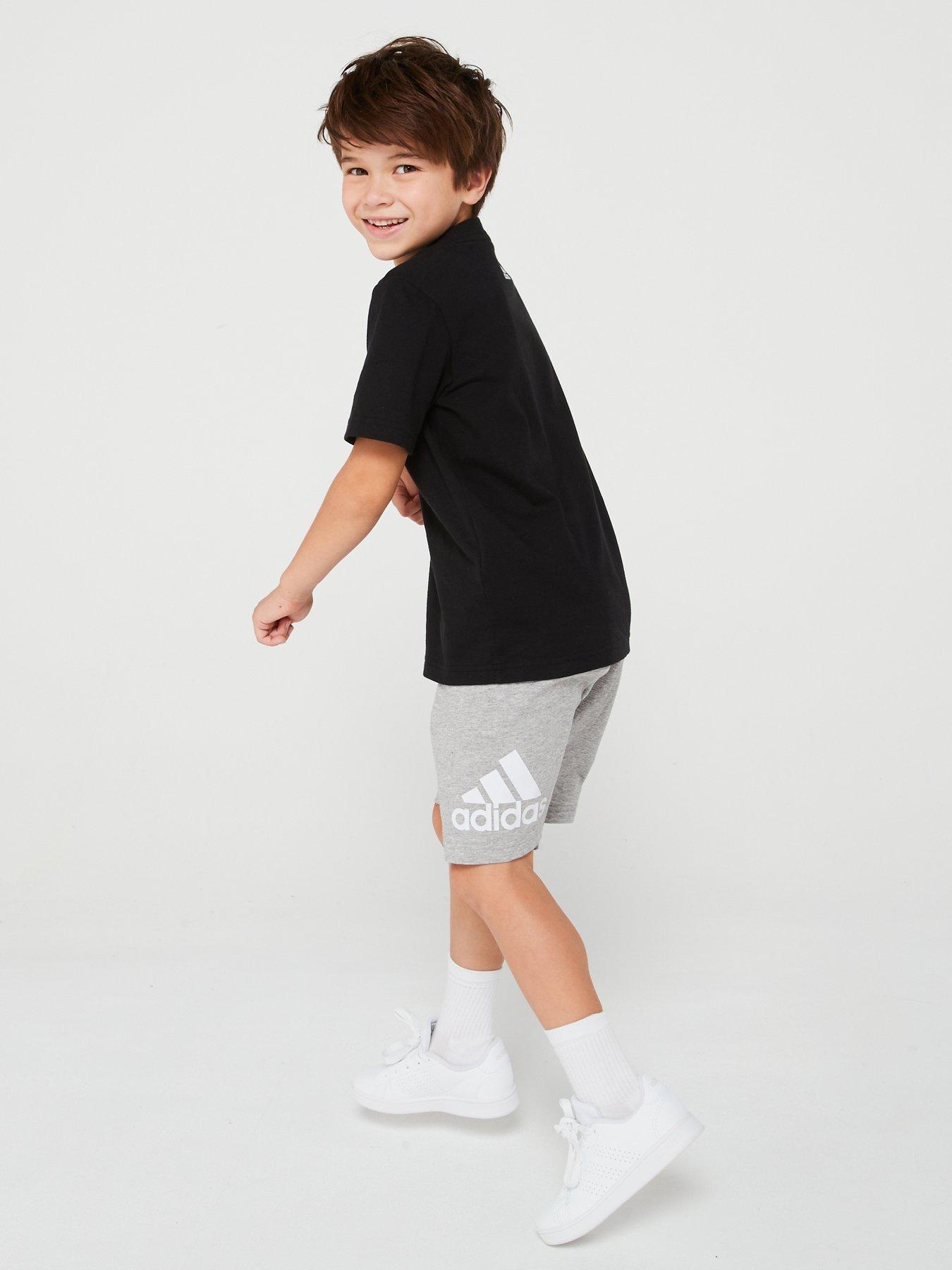 adidas-sportswear-kids-unisex-essentials-t-shirt-and-short-set-blackstillFront