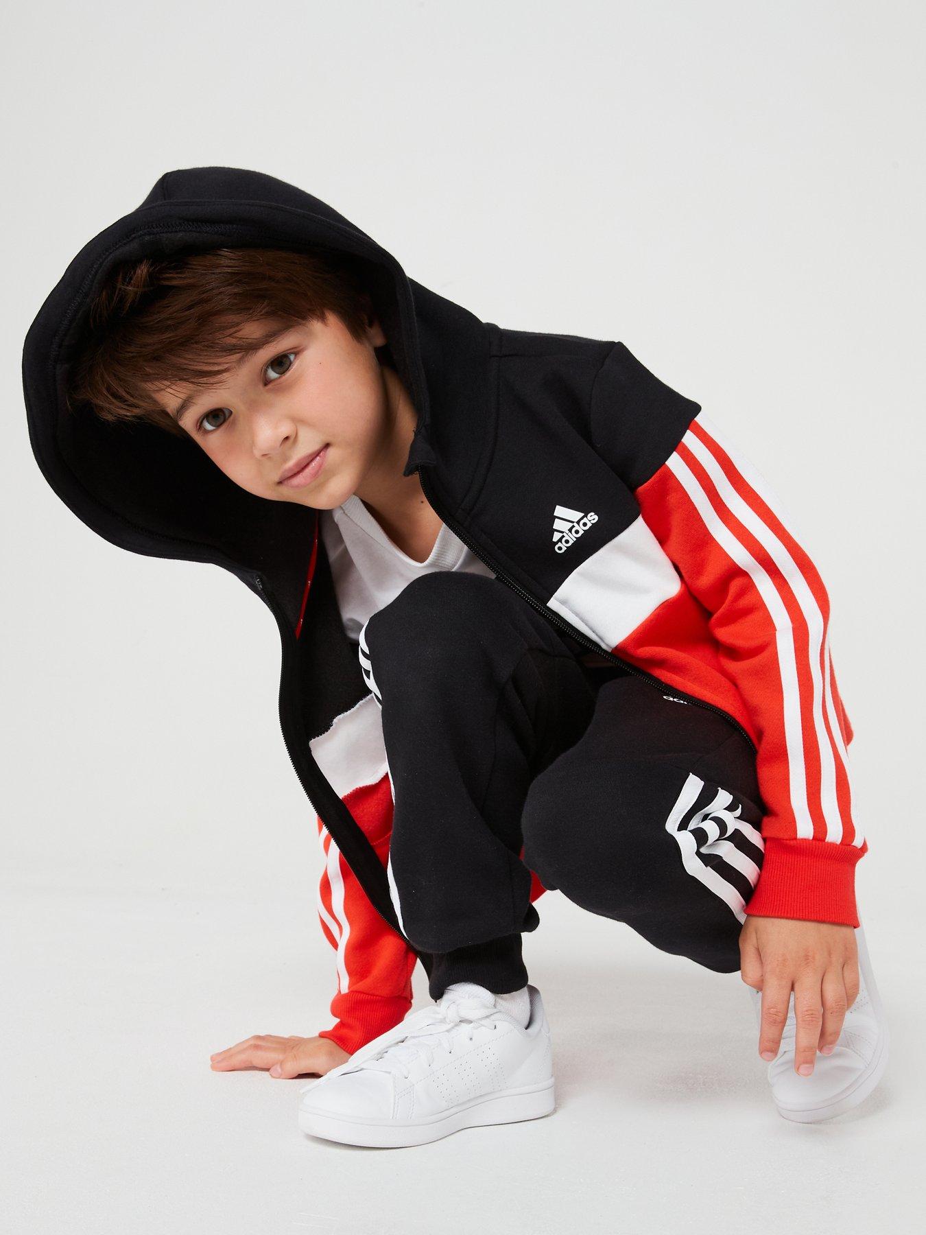 adidas-sportswear-kids-unisex-essentials-3-stripe-tracksuit-blackreddetail