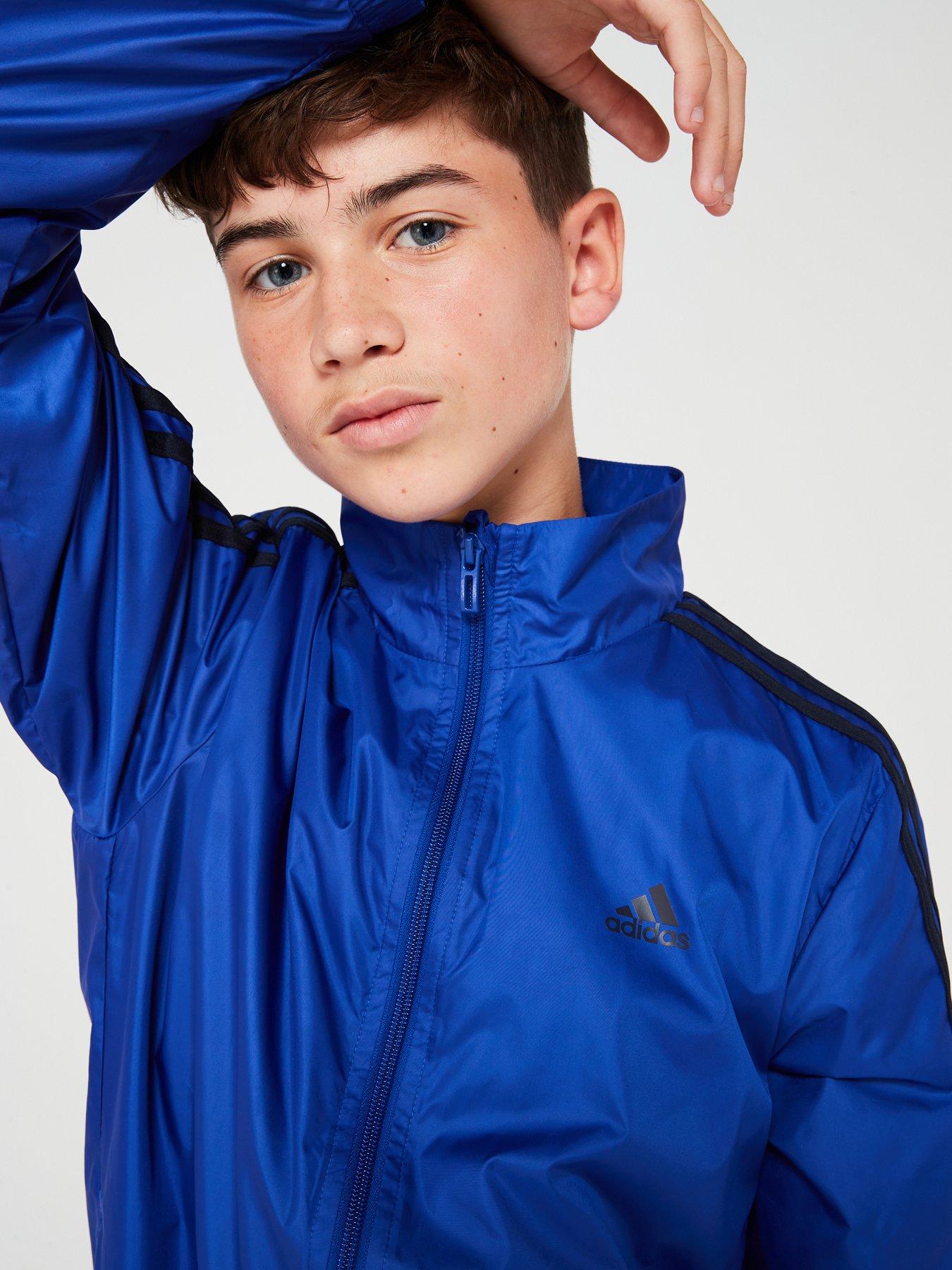 adidas-sportswear-junior-unisex-essentials-woven-tracksuit-blueoutfit