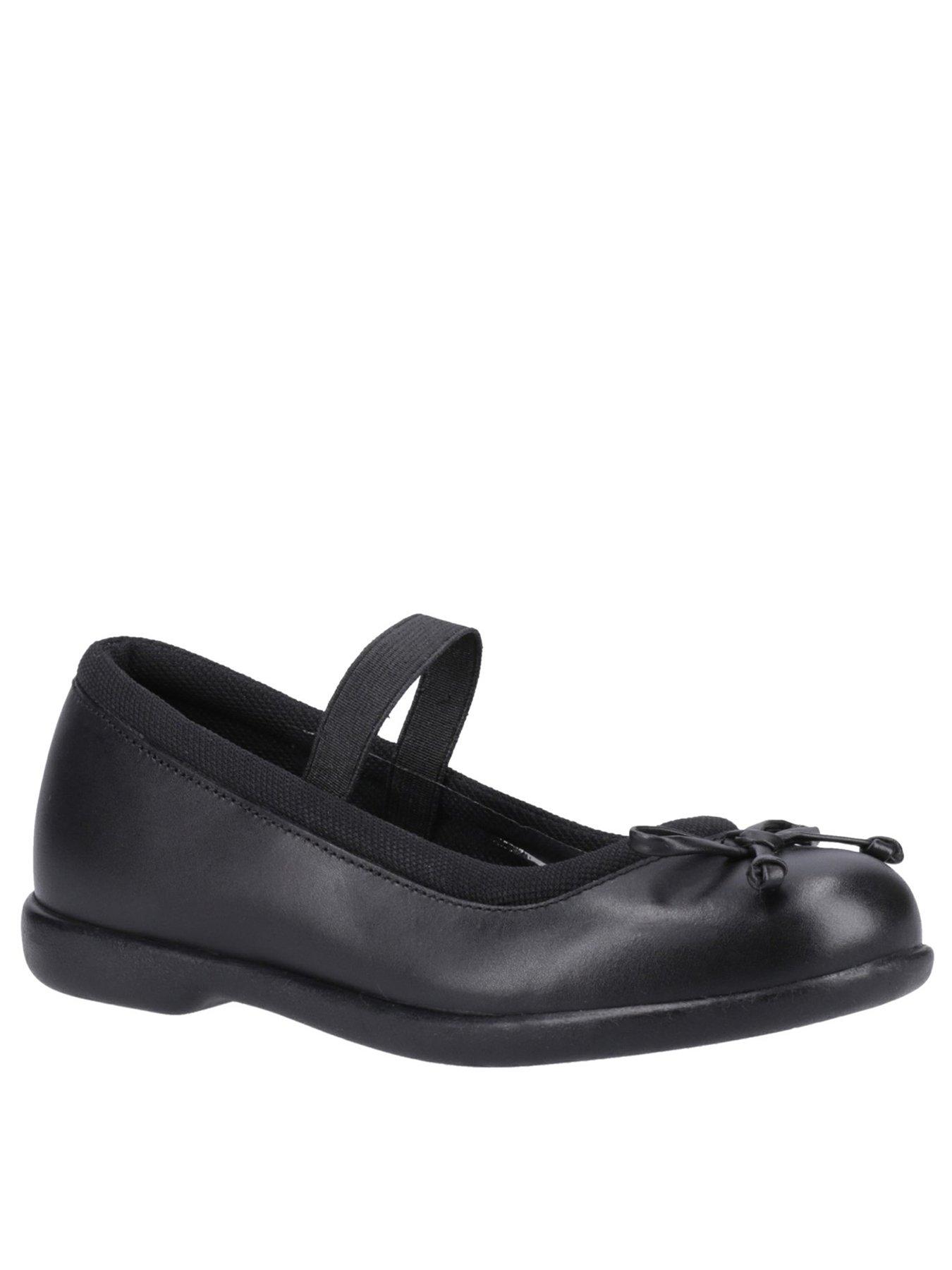 hush-puppies-betty-jnr-school-shoe-blackstillFront