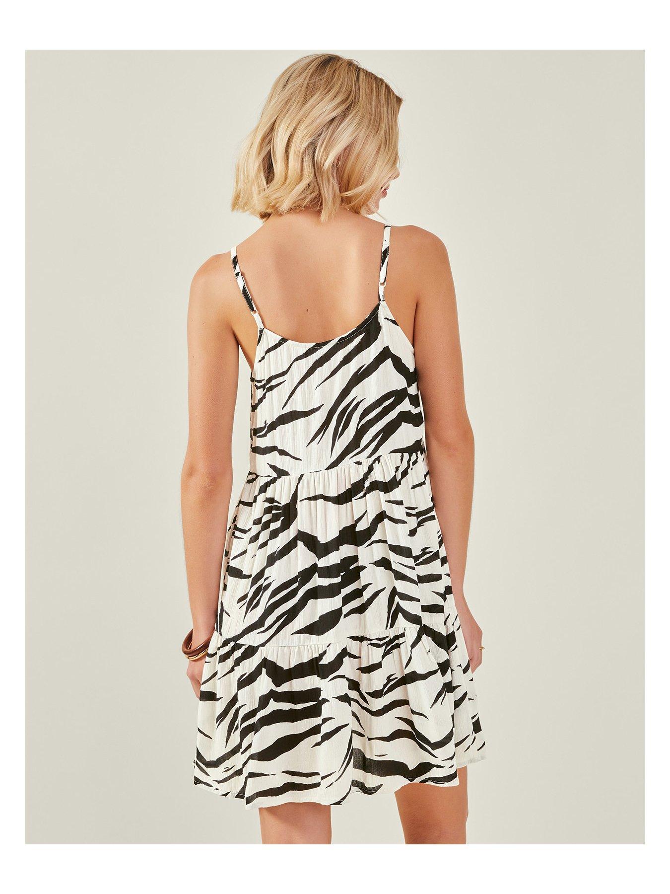 accessorize-white-tiger-swing-dressstillFront