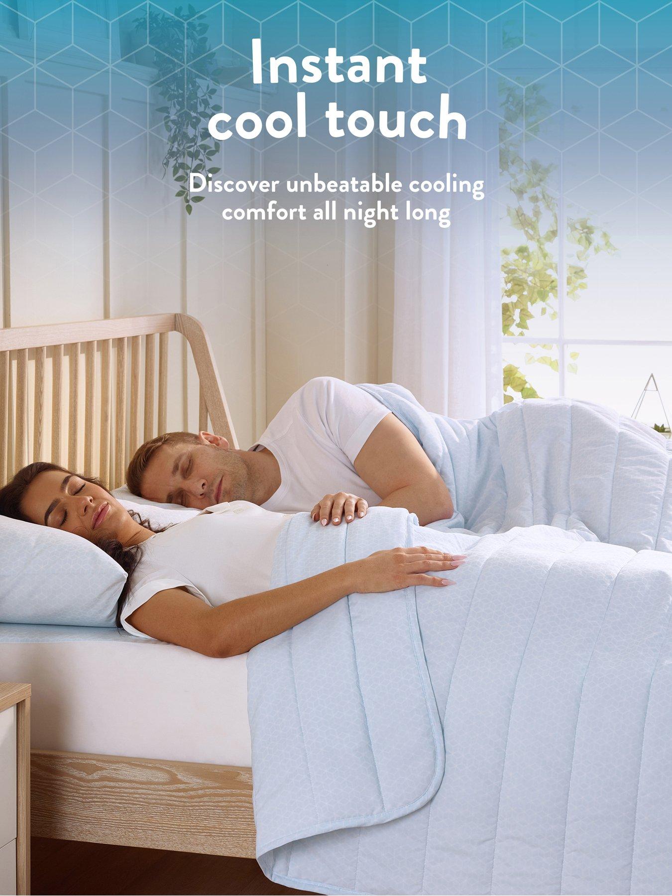 slumberdown-cool-summer-coverless-comfort-duvet--bluestillFront