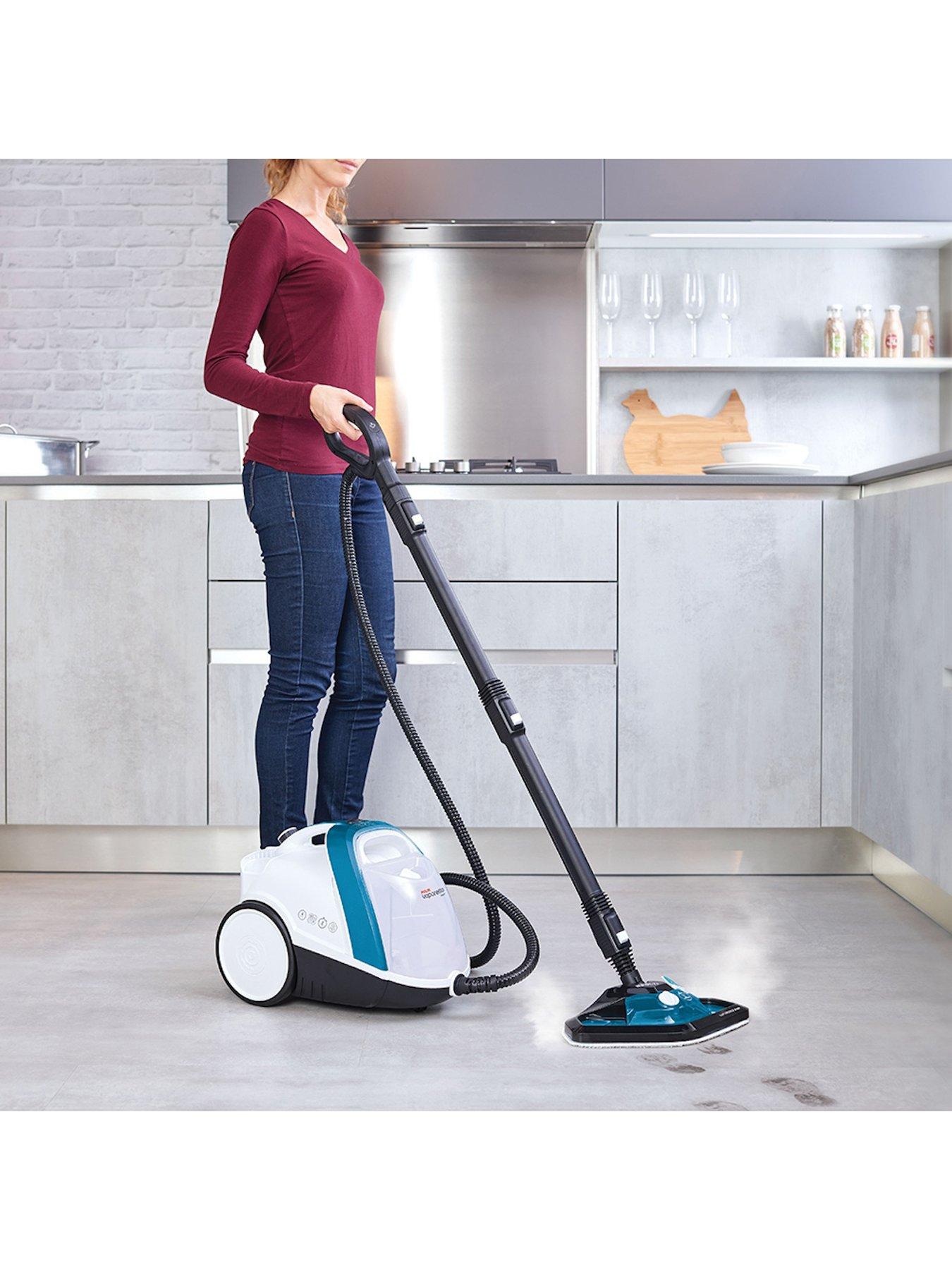 polti-vaporetto-smart-100_b-plus-steam-cleaneroutfit