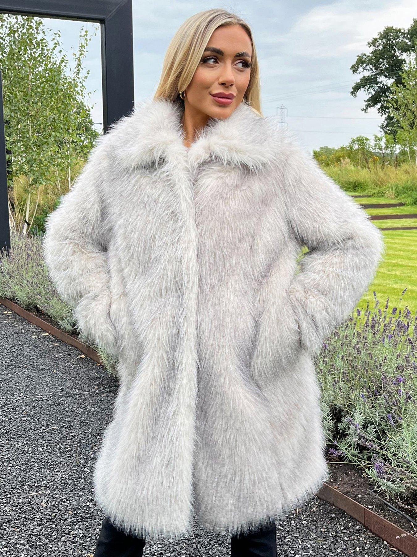 ax-paris-fur-coat-whiteback