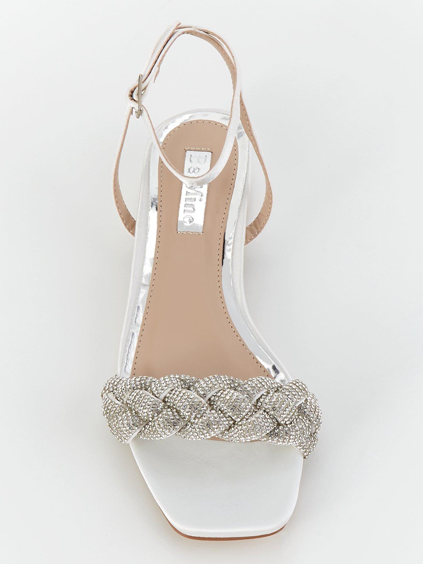 raid-be-mine-morgan-embellished-strap-flat-sandal-ivory-satinoutfit