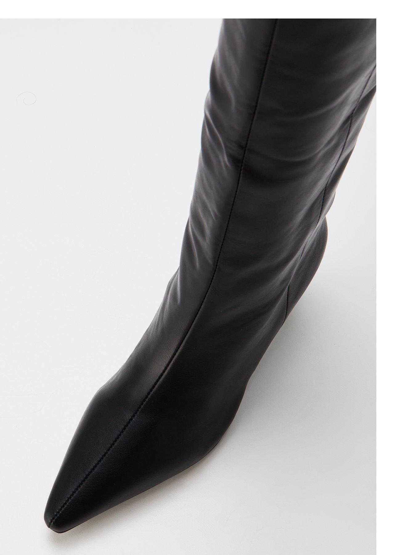 raid-flaura-knee-high-boot-blackoutfit