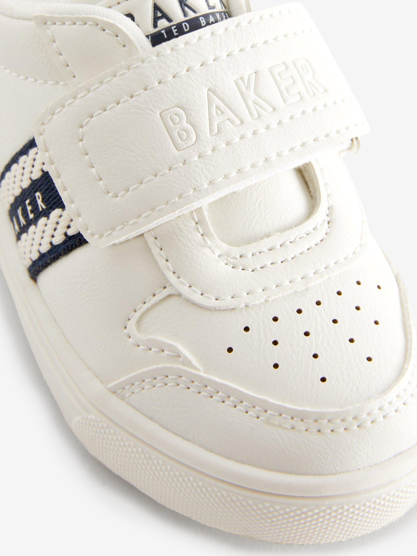 ted-baker-younger-boys-white-taped-trainerdetail