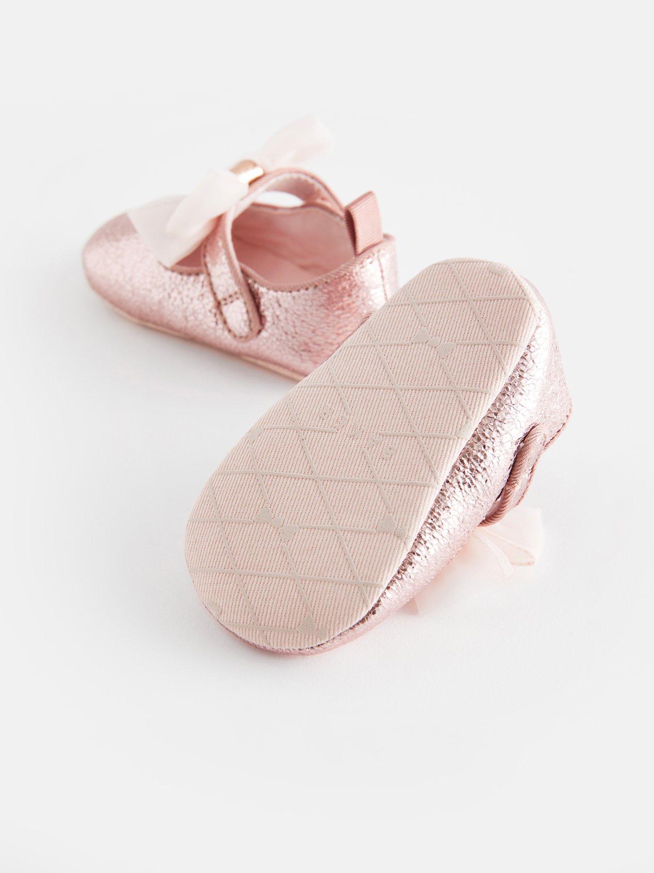 ted-baker-baby-girls-pink-glitter-bow-mary-jane-shoedetail