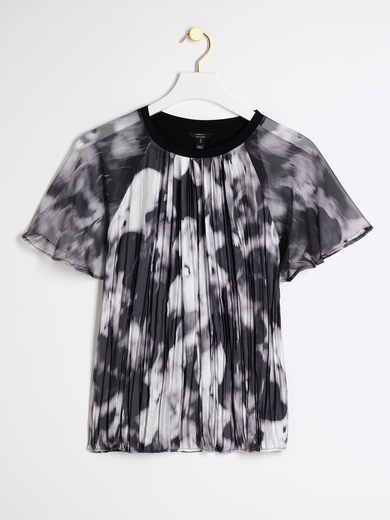 river-island-crinkle-hybrid-top-blackdetail