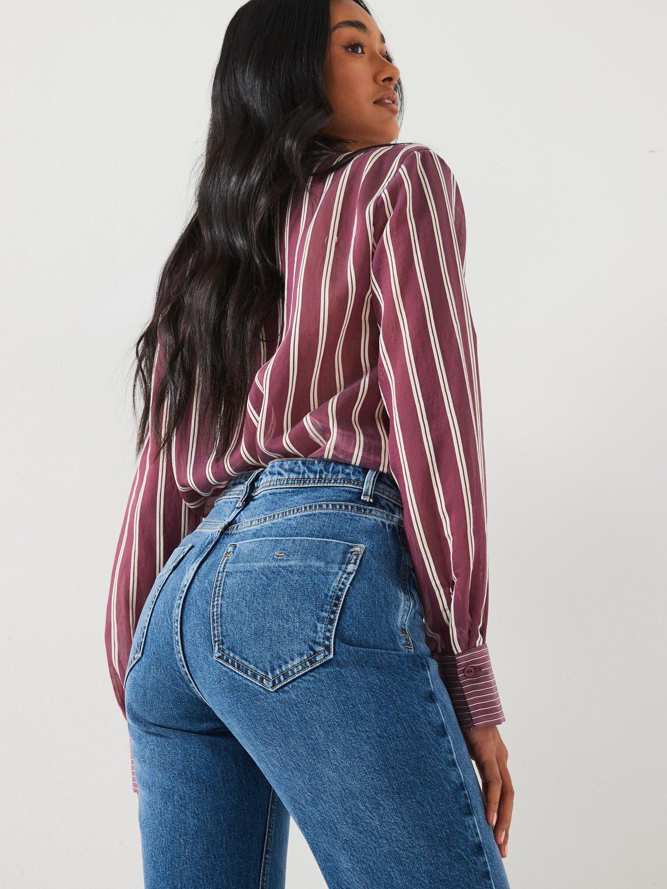 Image 4 of 6 of V by Very Split Hem Straight Leg Jeans - Midi Wash