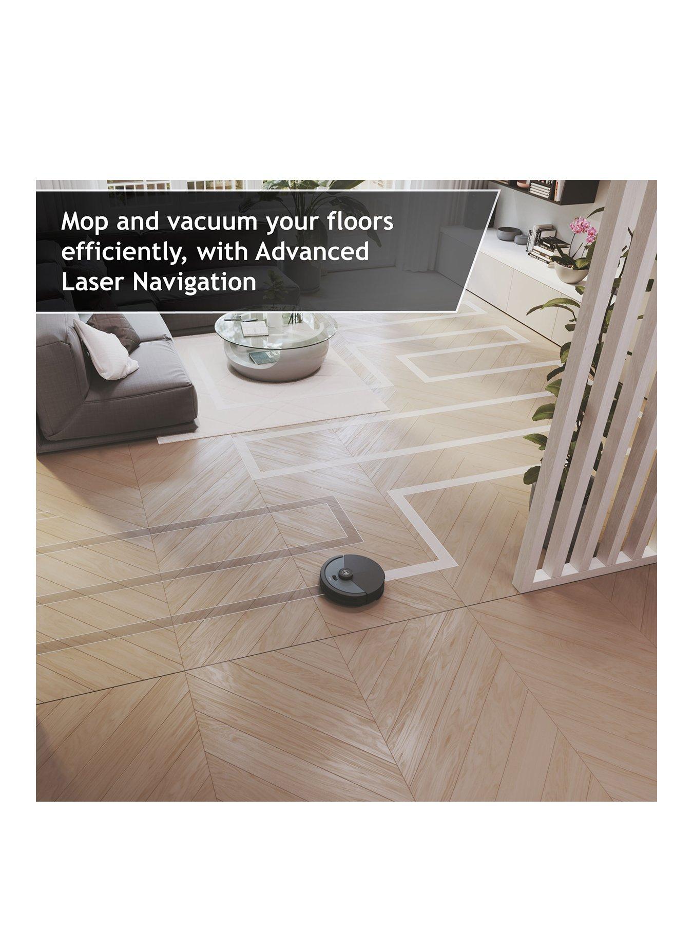 Image 2 of 8 of Hoover HG4 Hydro Pro 2-In-1 Self-Empty Robot Vacuum &amp; Mop