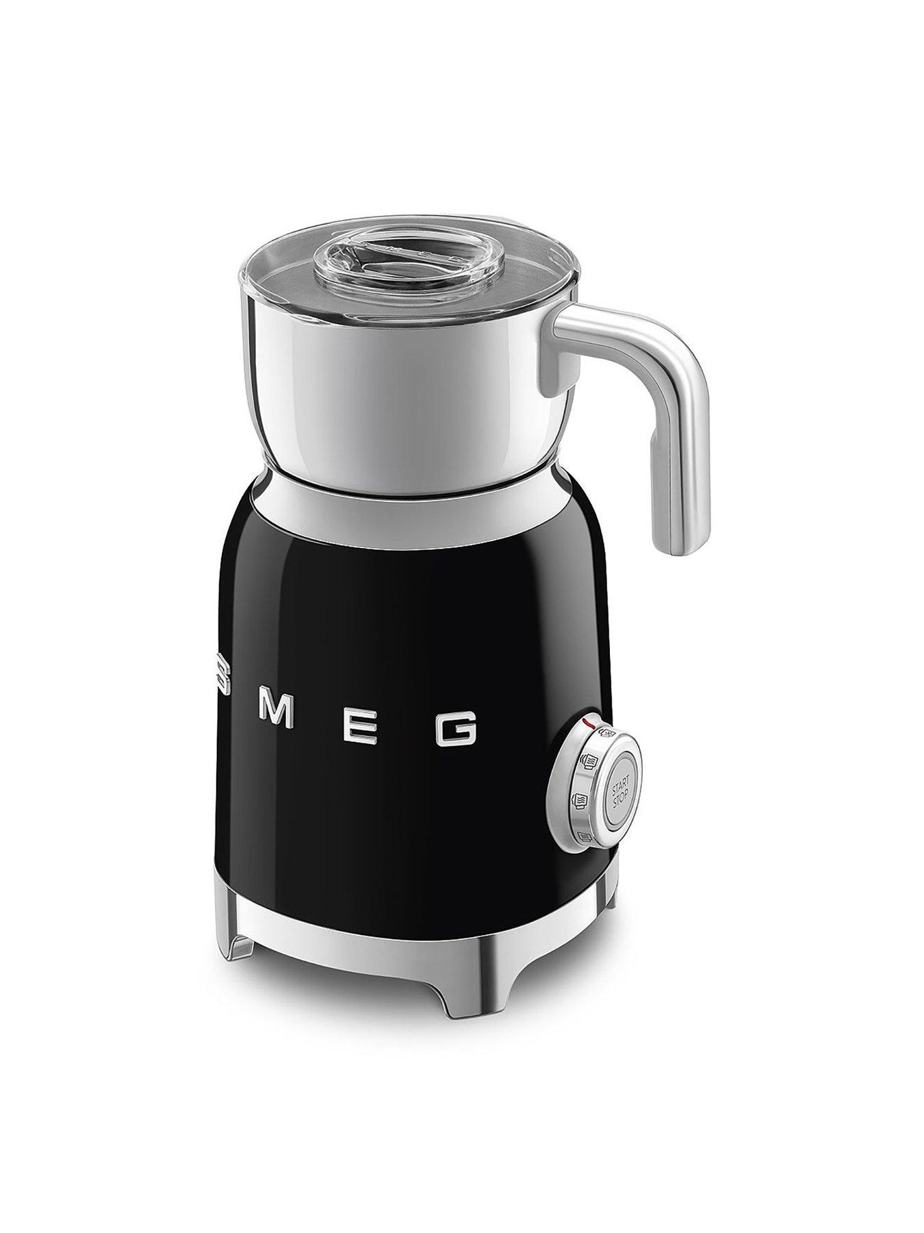 smeg-mff11-milk-frother-with-tritantrade-renew-lidnbsp--blackoutfit