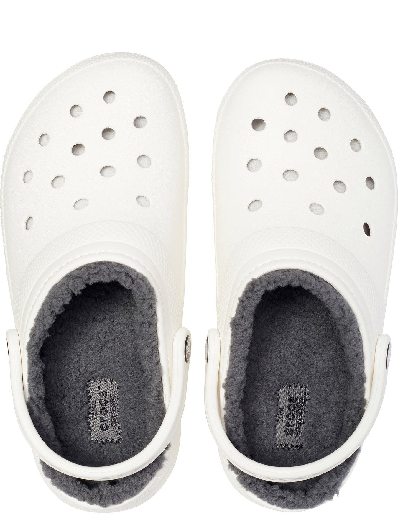 crocs-crocs-mens-classic-lined-clog-slipper-whiteoutfit