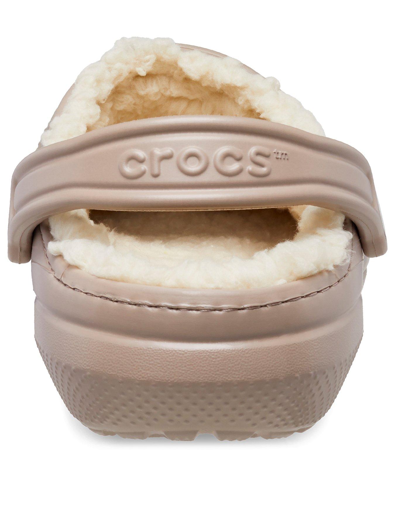 crocs-crocs-mens-classic-lined-clog-slipper-beigeback